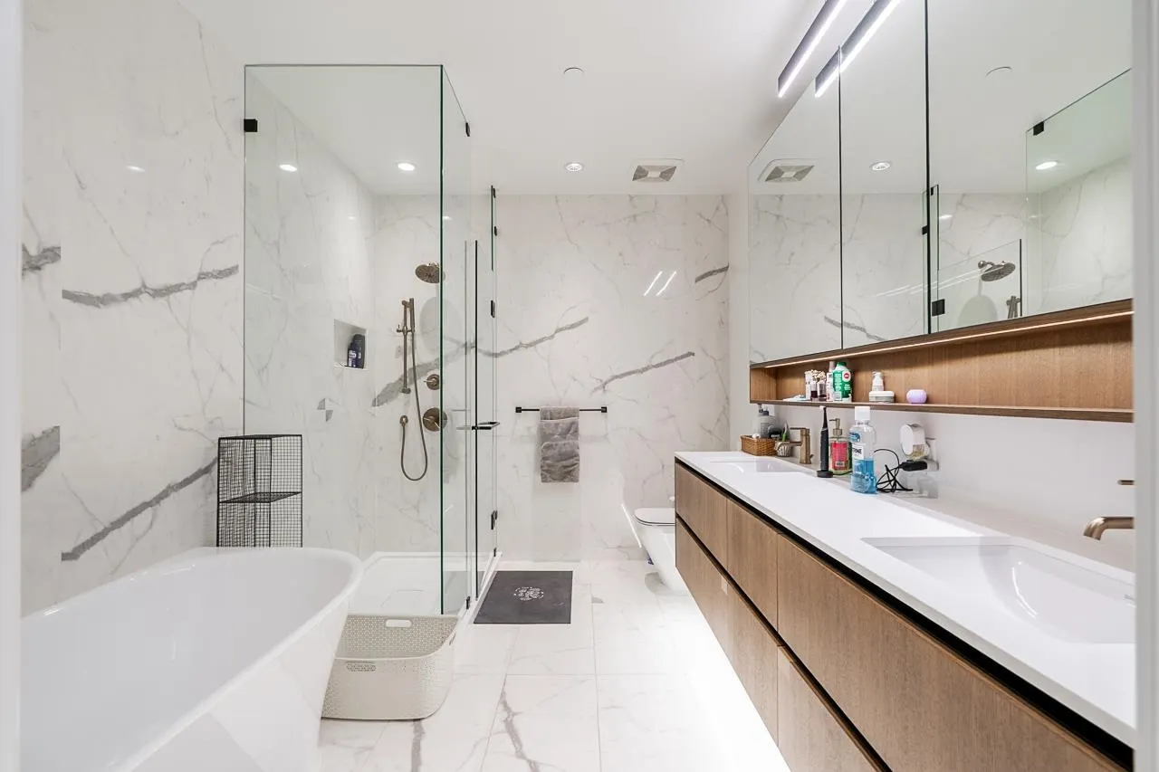 458 W 63rd Avenue #404