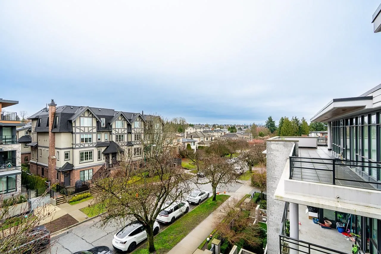 458 W 63rd Avenue #404