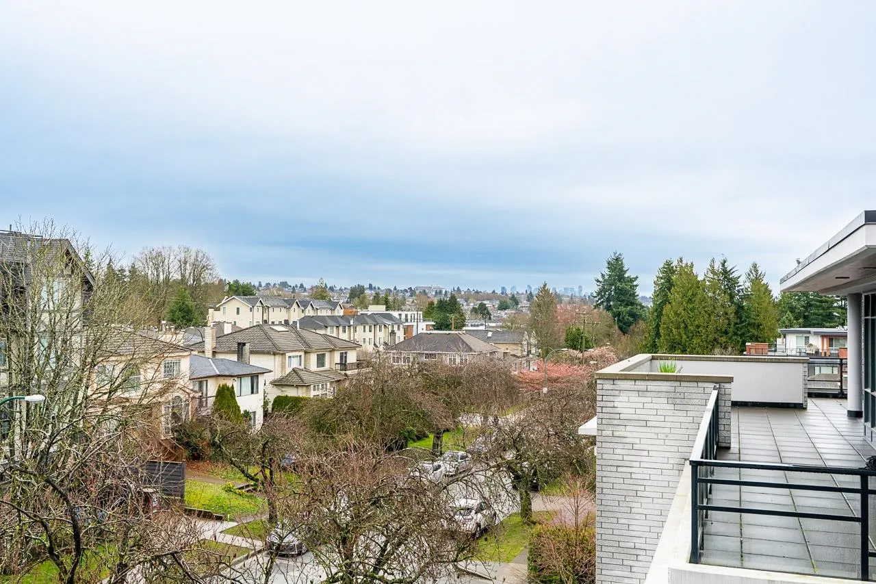 458 W 63rd Avenue #404