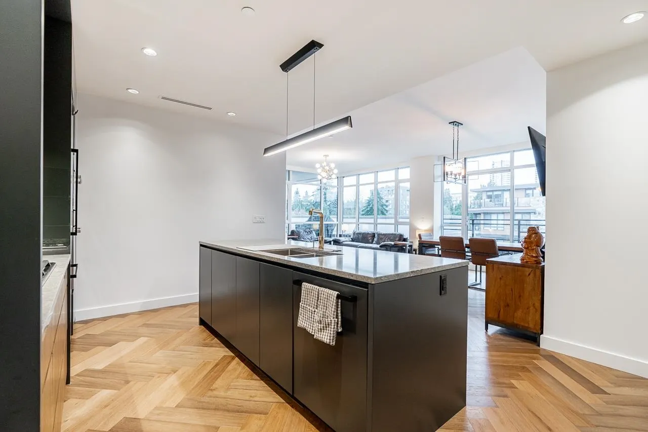 458 W 63rd Avenue #404