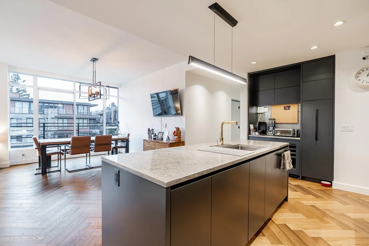 458 W 63rd Avenue #404