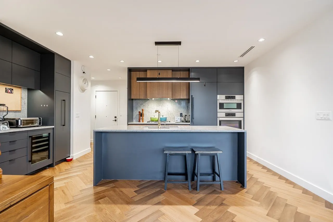 458 W 63rd Avenue #404