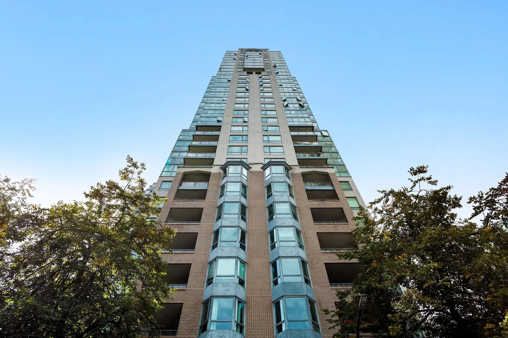 1238 Melville Street #1702