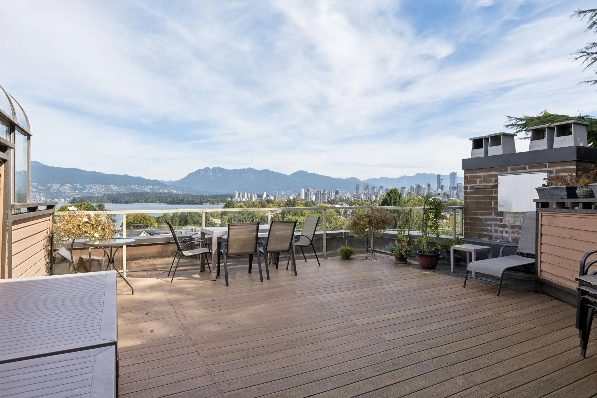 2211 West 2nd Ave #104