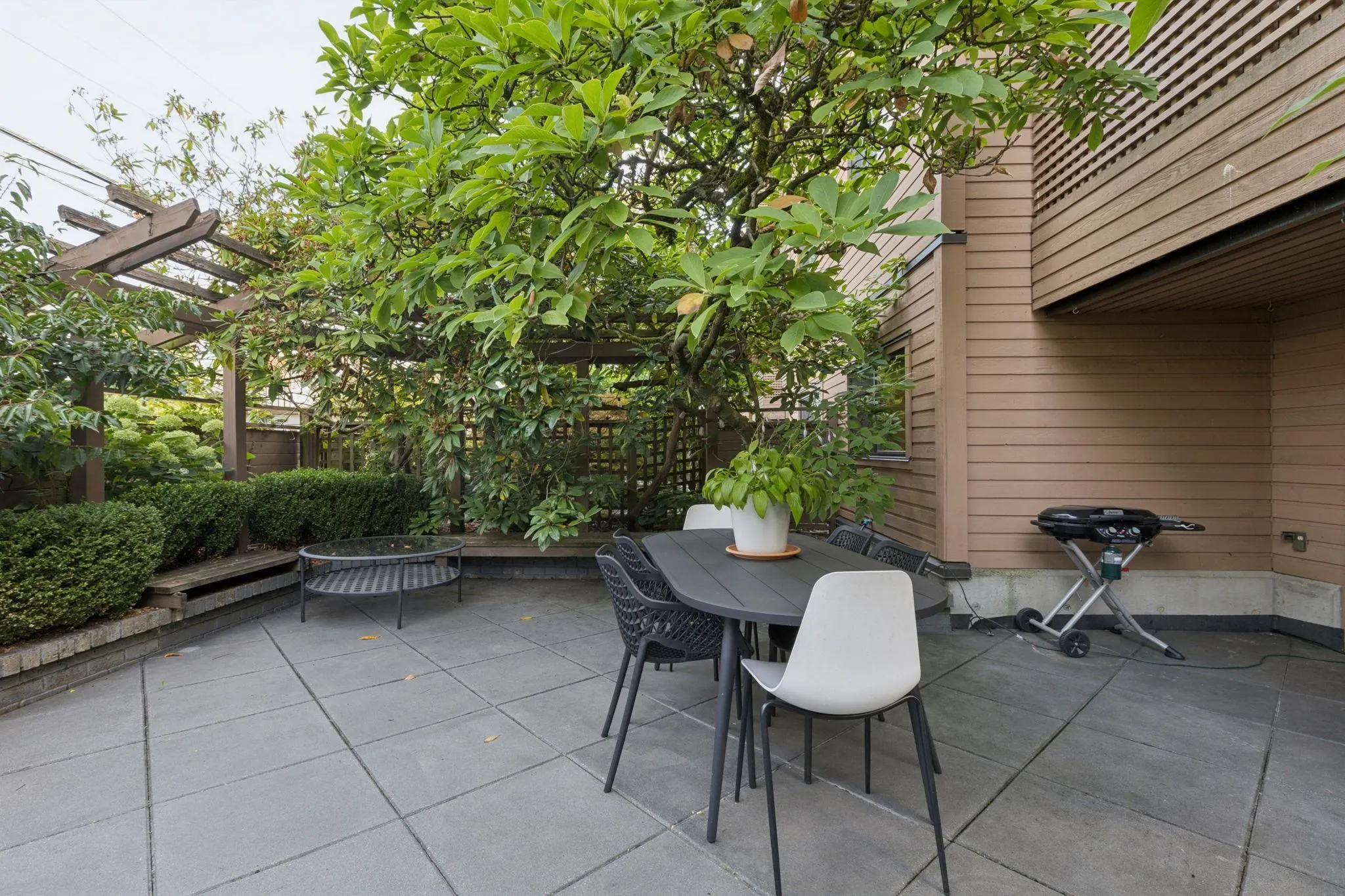 2211 West 2nd Ave #104