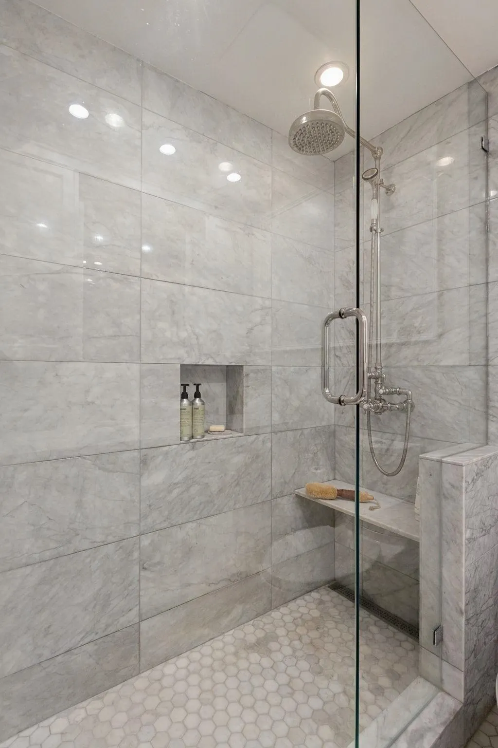 2211 West 2nd Ave #104