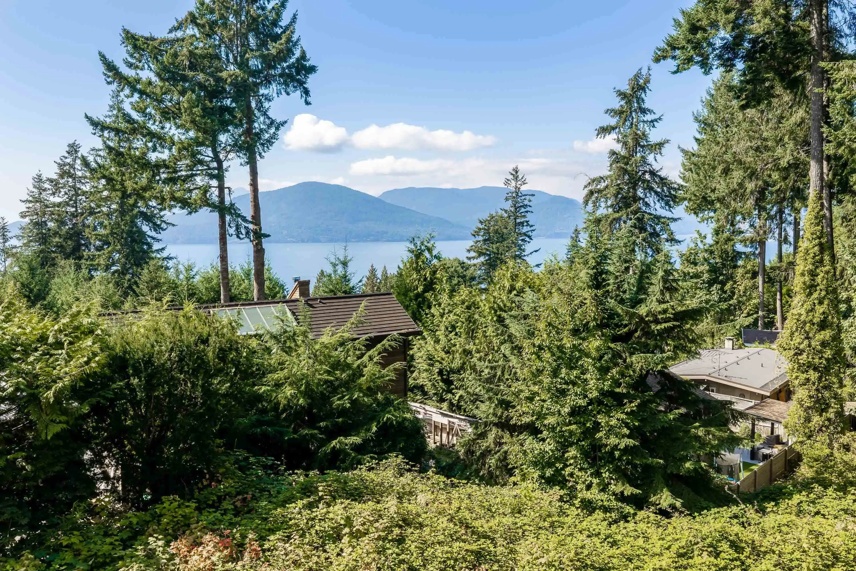 475 Bayview Road