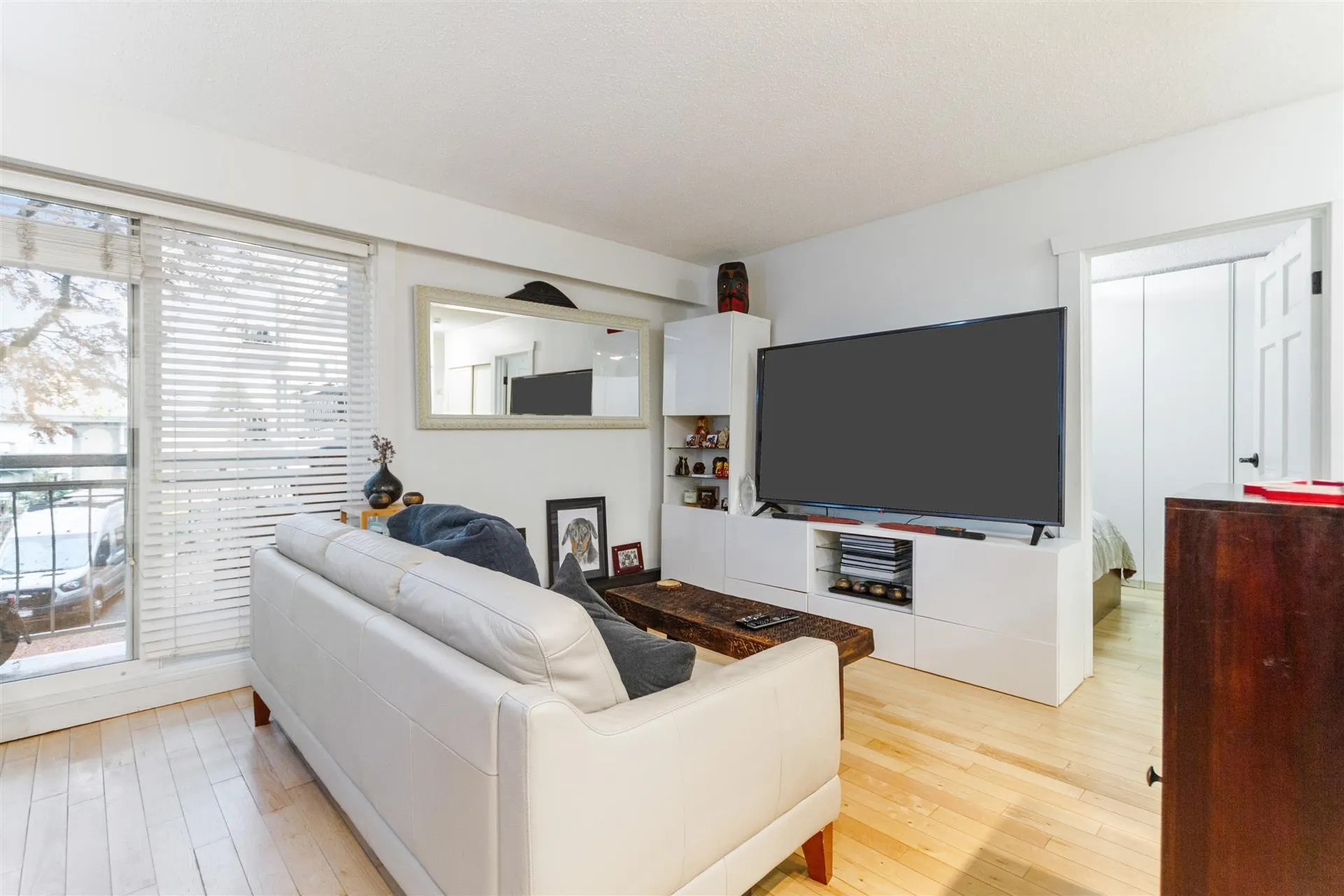 711 E 6th Avenue #213