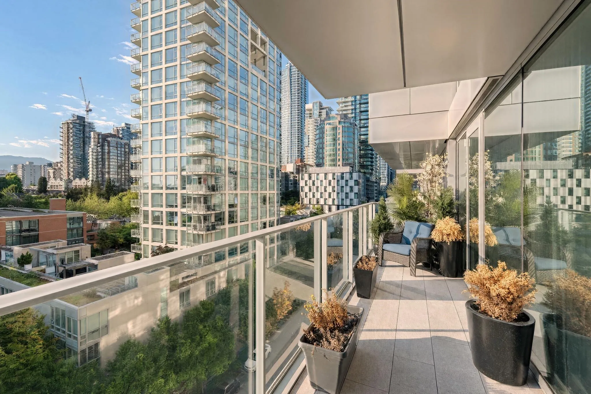 1480 Howe Street #1005
