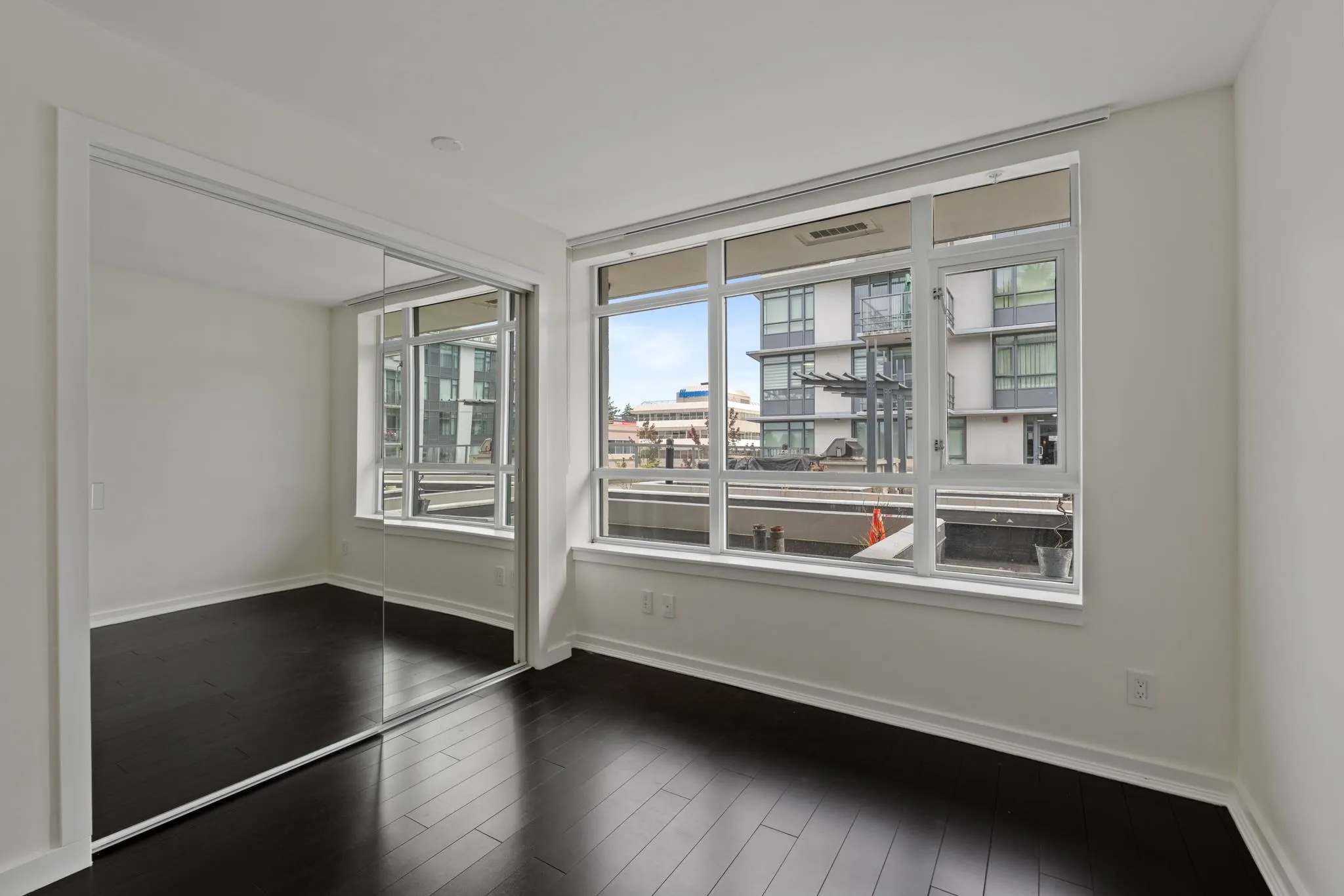 2080 West Broadway Street #569