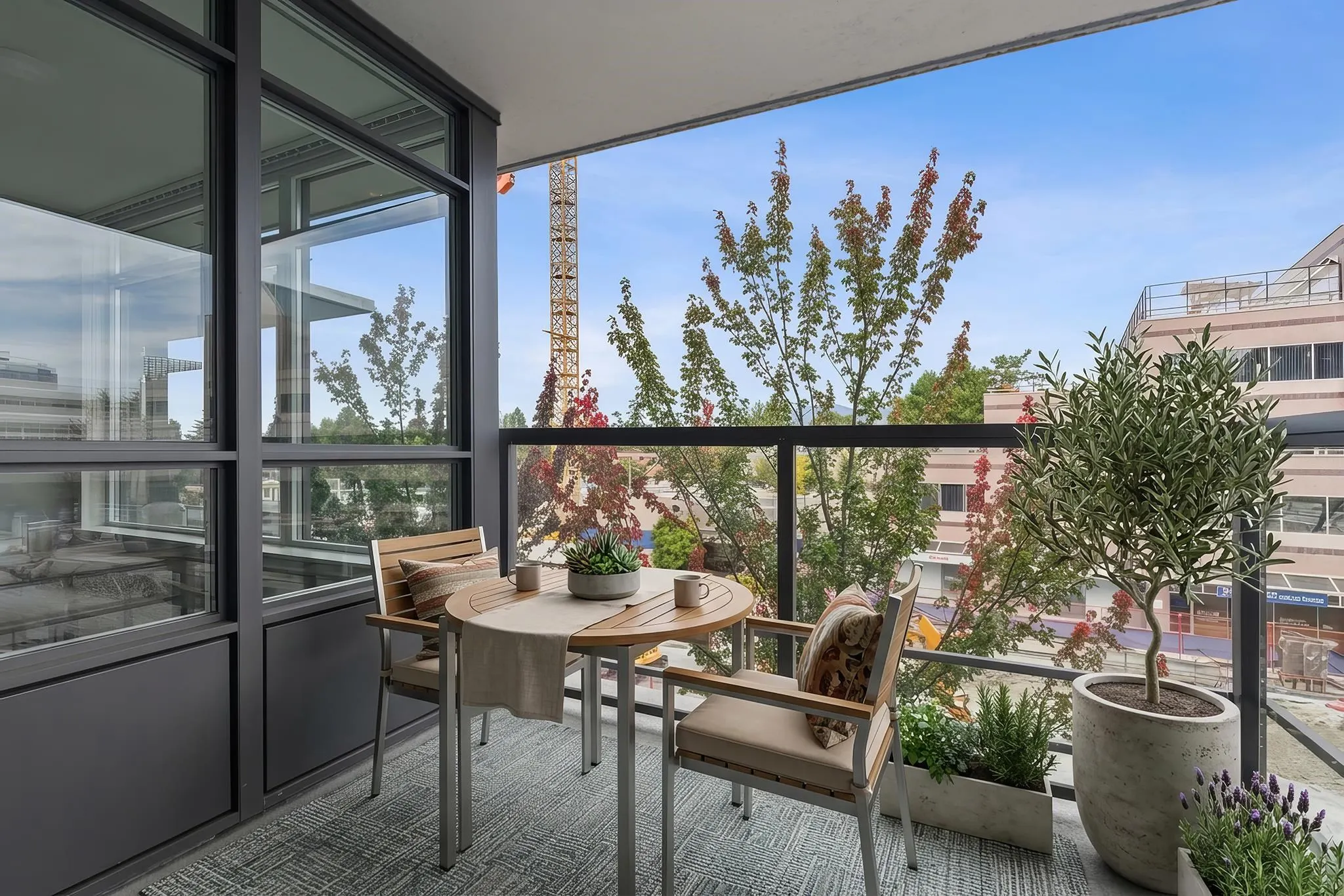 2080 West Broadway Street #569