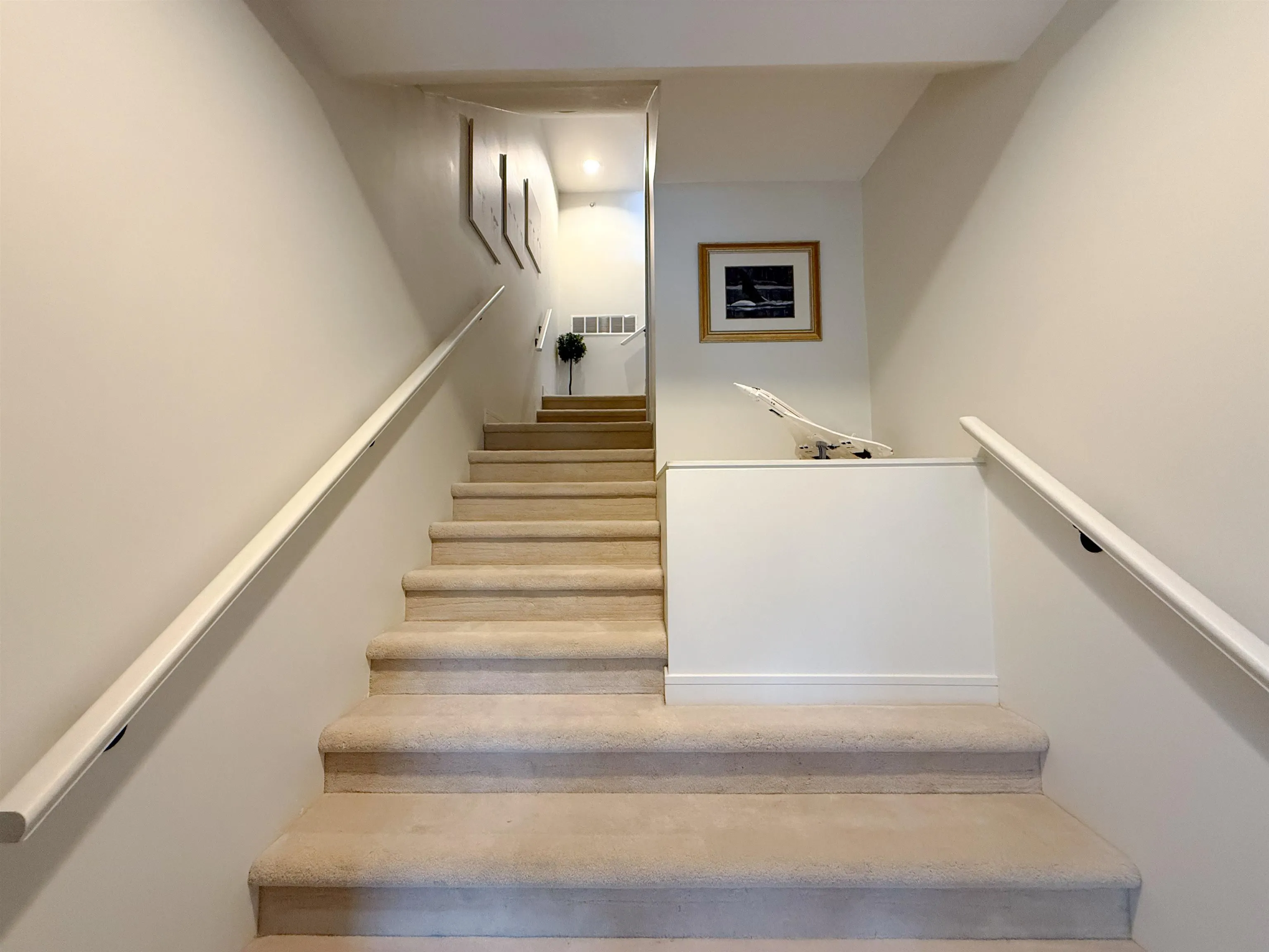 8676 Seascape Drive