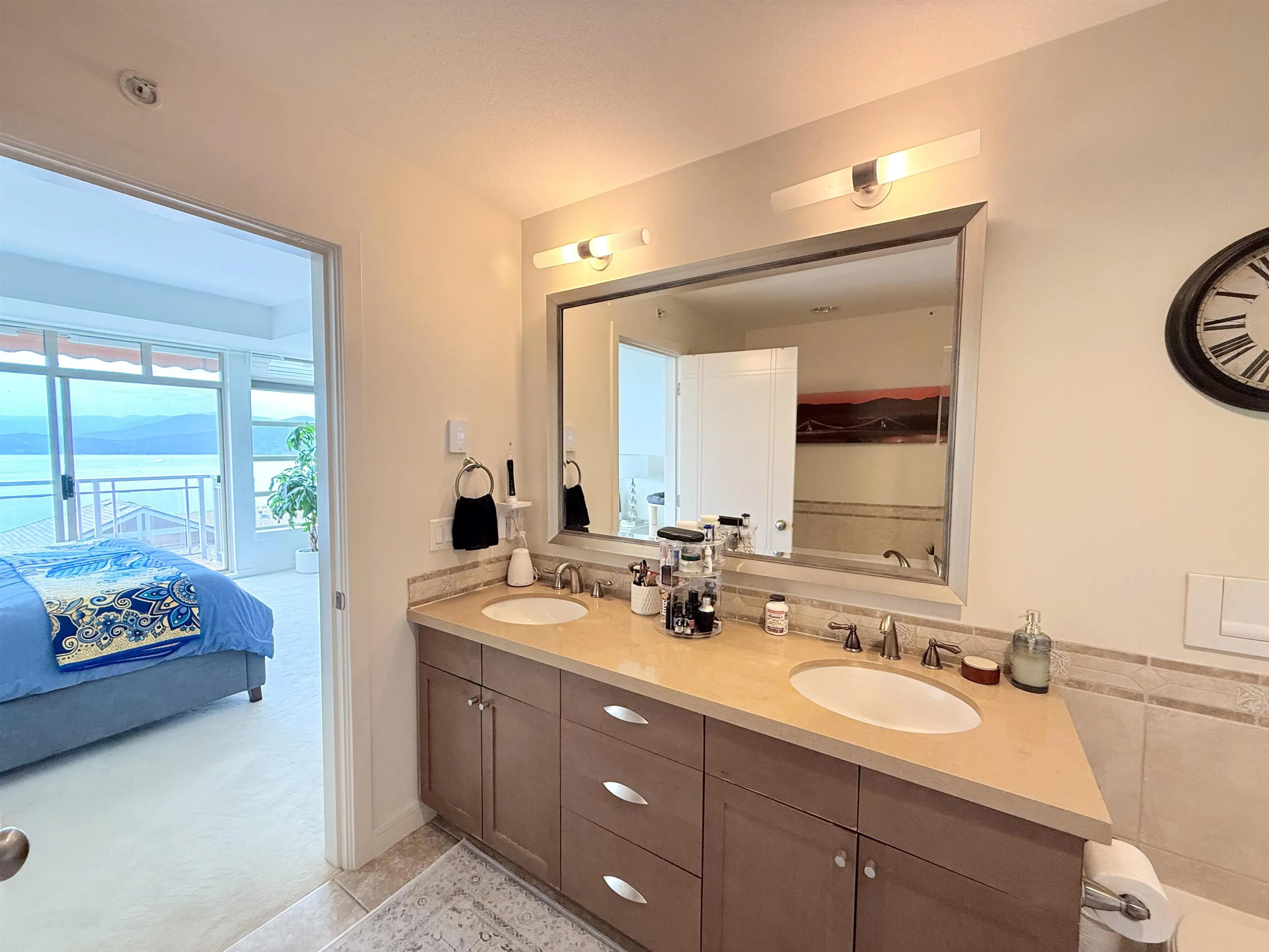 8676 Seascape Drive