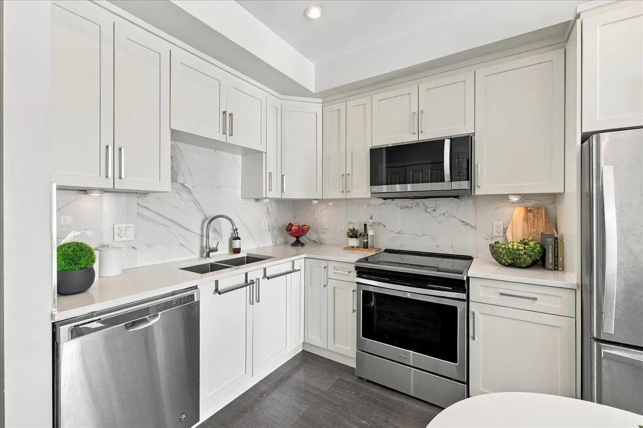 9983 E Barnston Drive #309