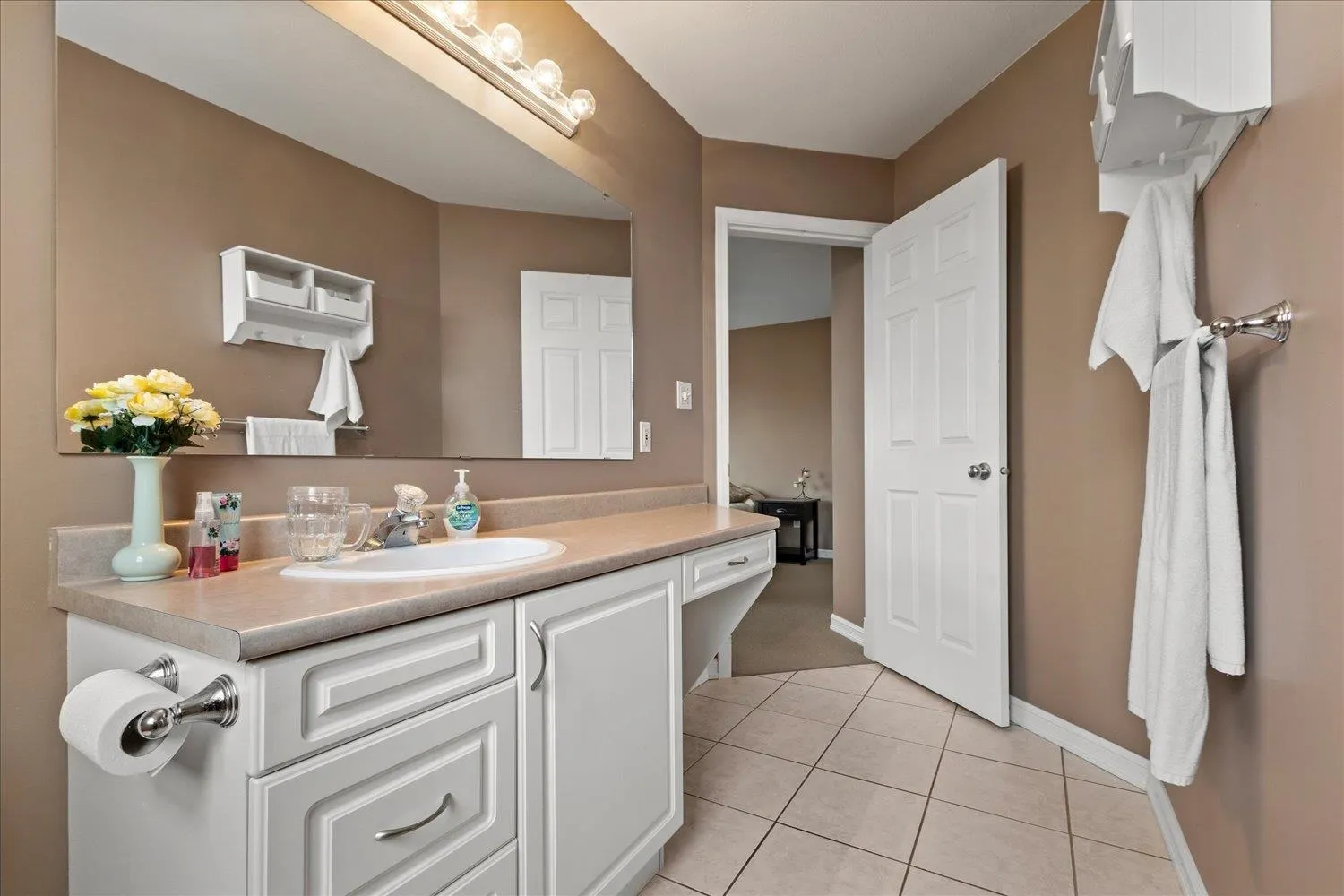 46514 Lear Drive