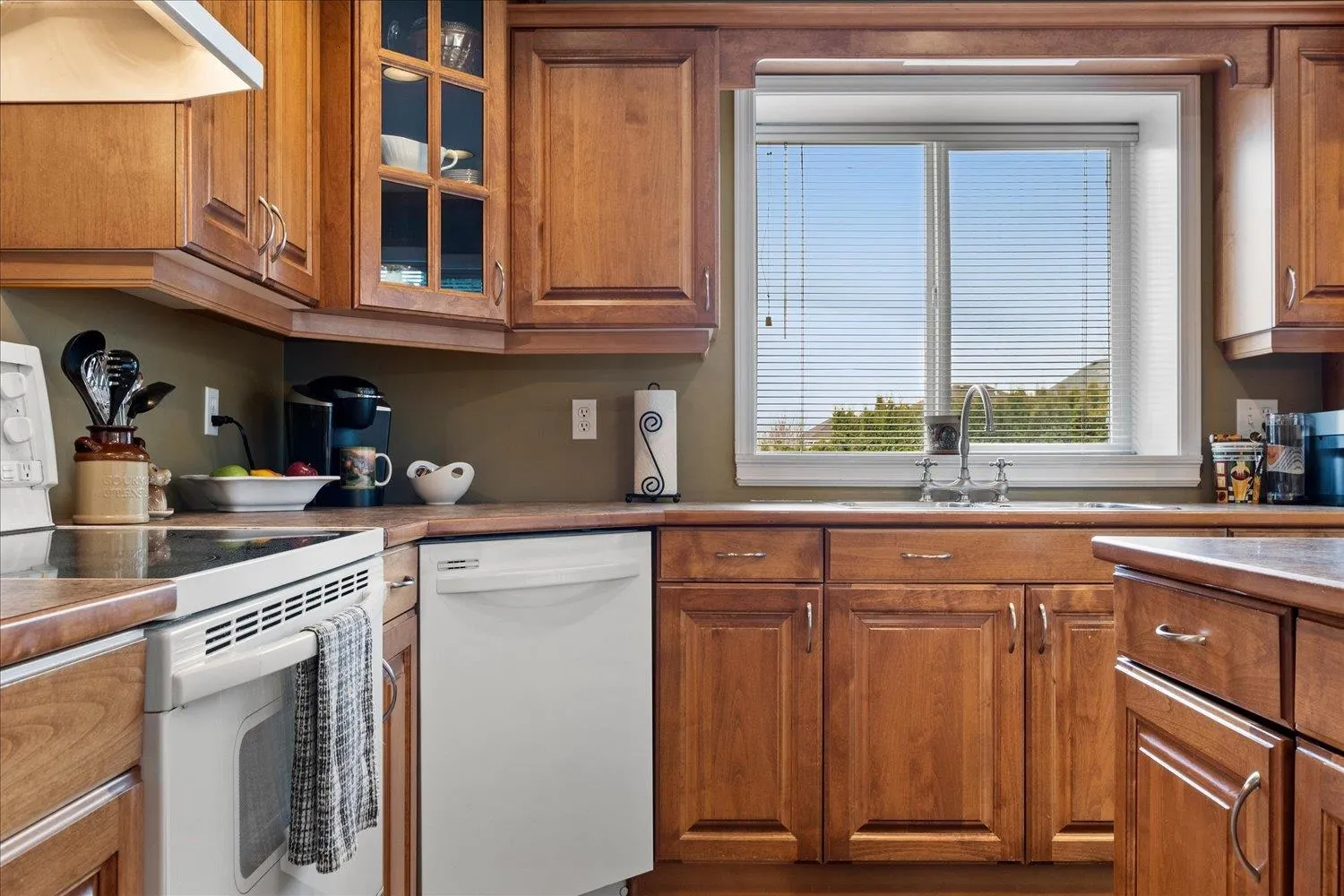 46514 Lear Drive