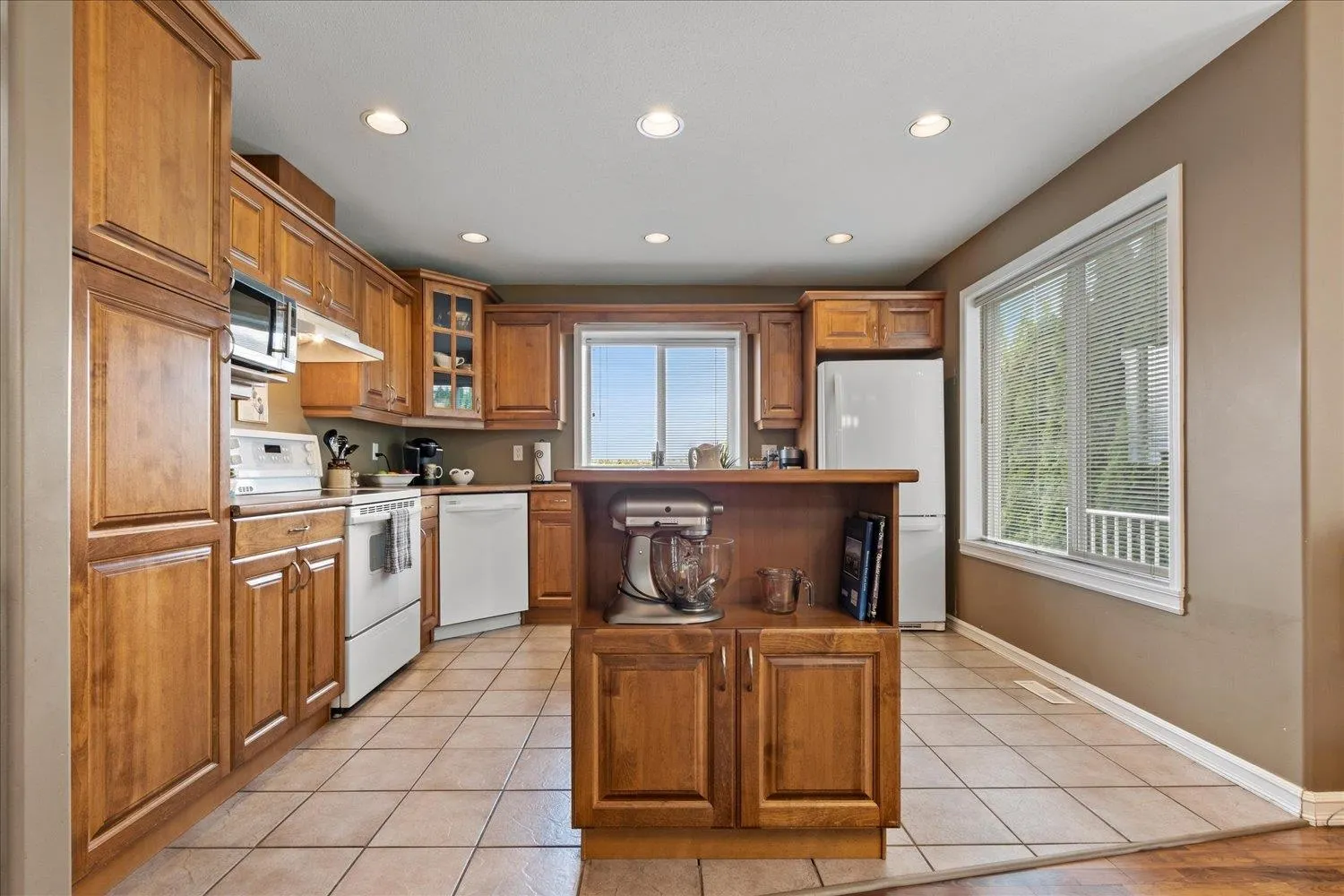46514 Lear Drive