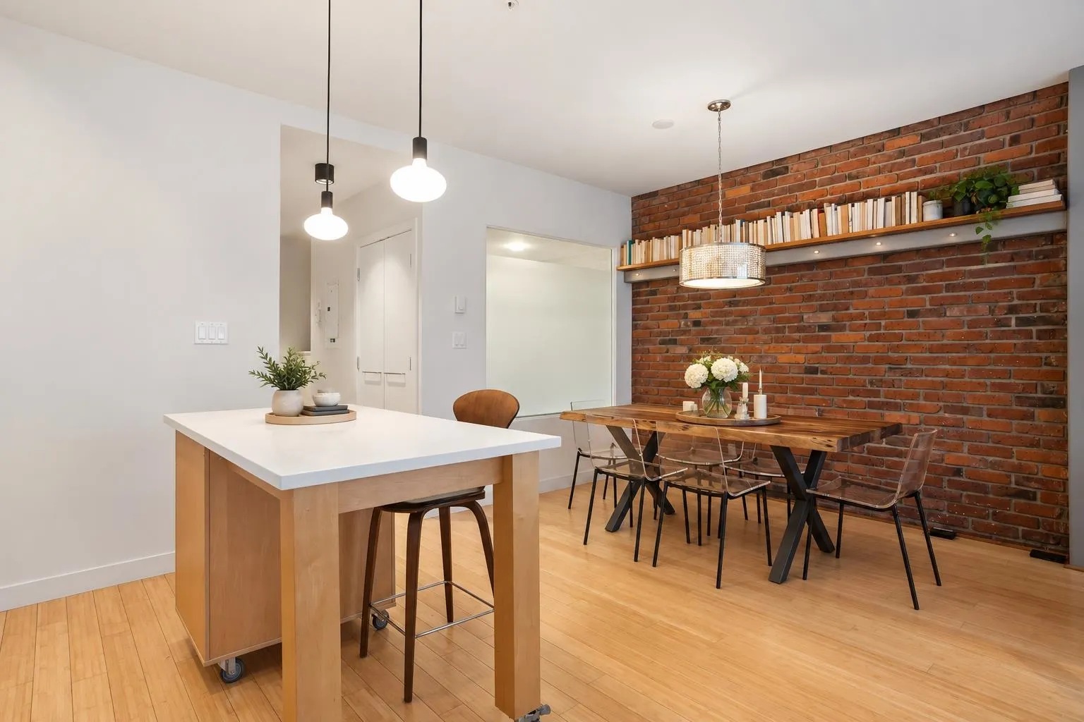 1072 Hamilton Street #401
