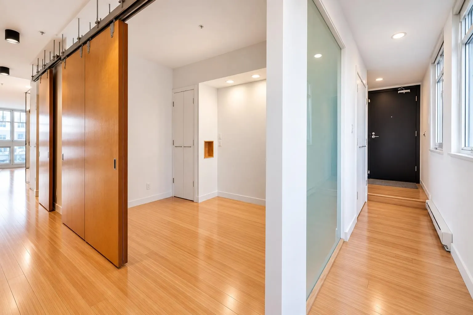 1072 Hamilton Street #401