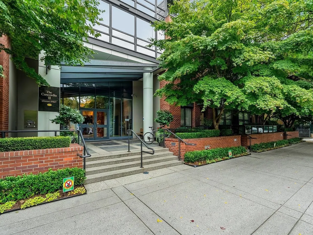 139 Drake Street #16D