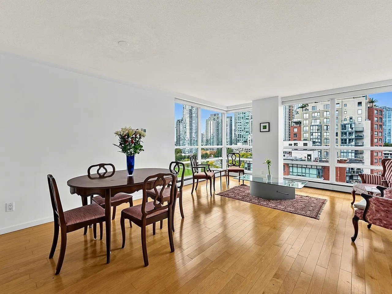 139 Drake Street #16D