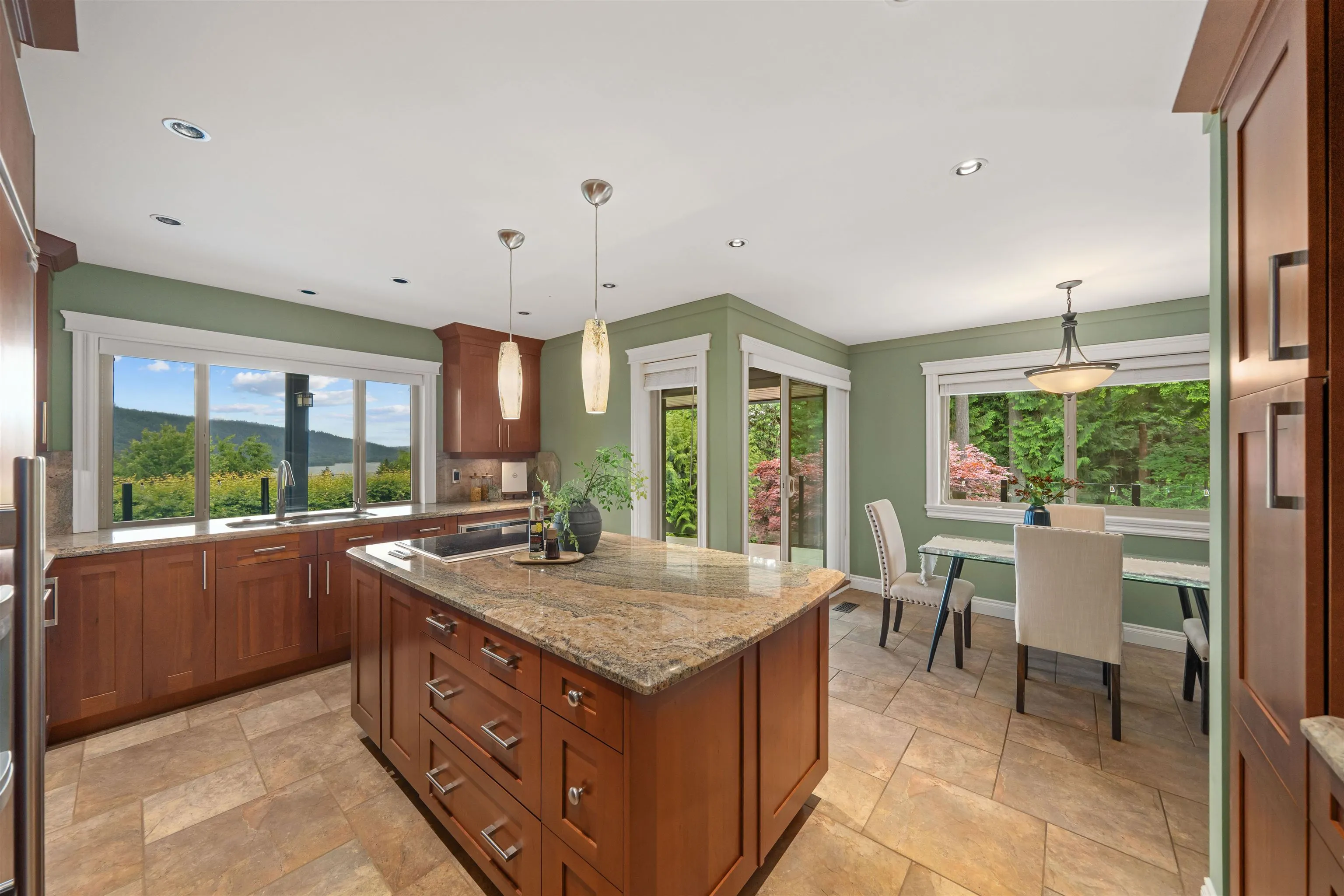 11 Elsdon Bay