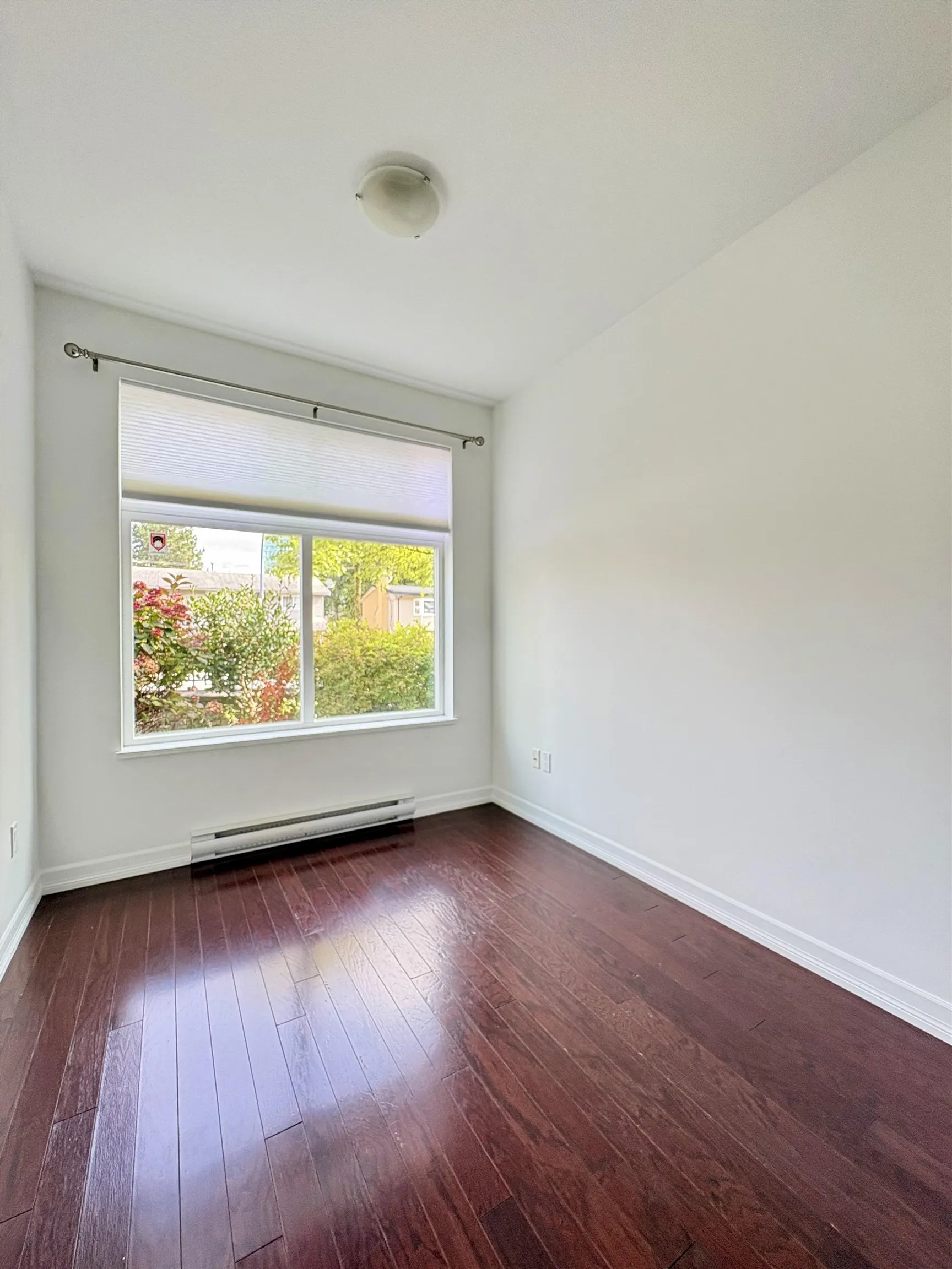 10237 133 Street #112