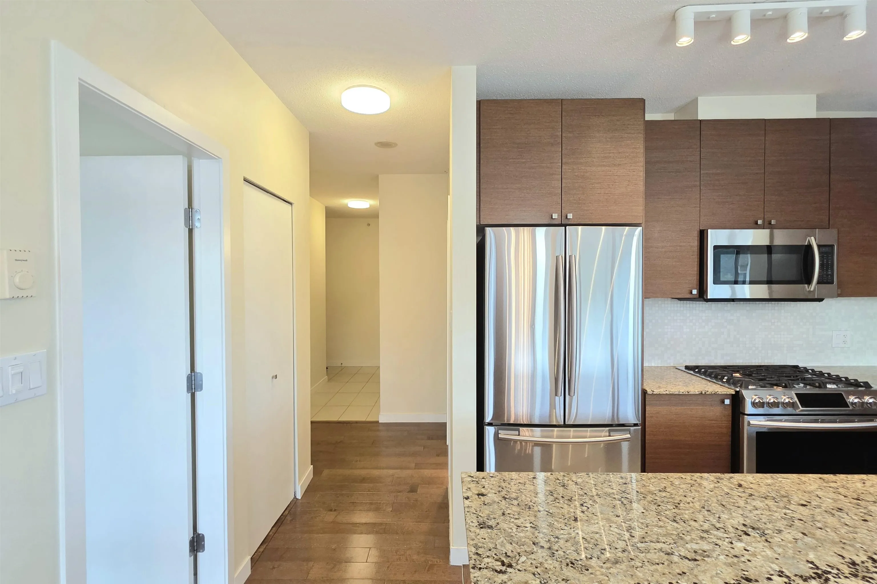 400 Capilano Road #2102