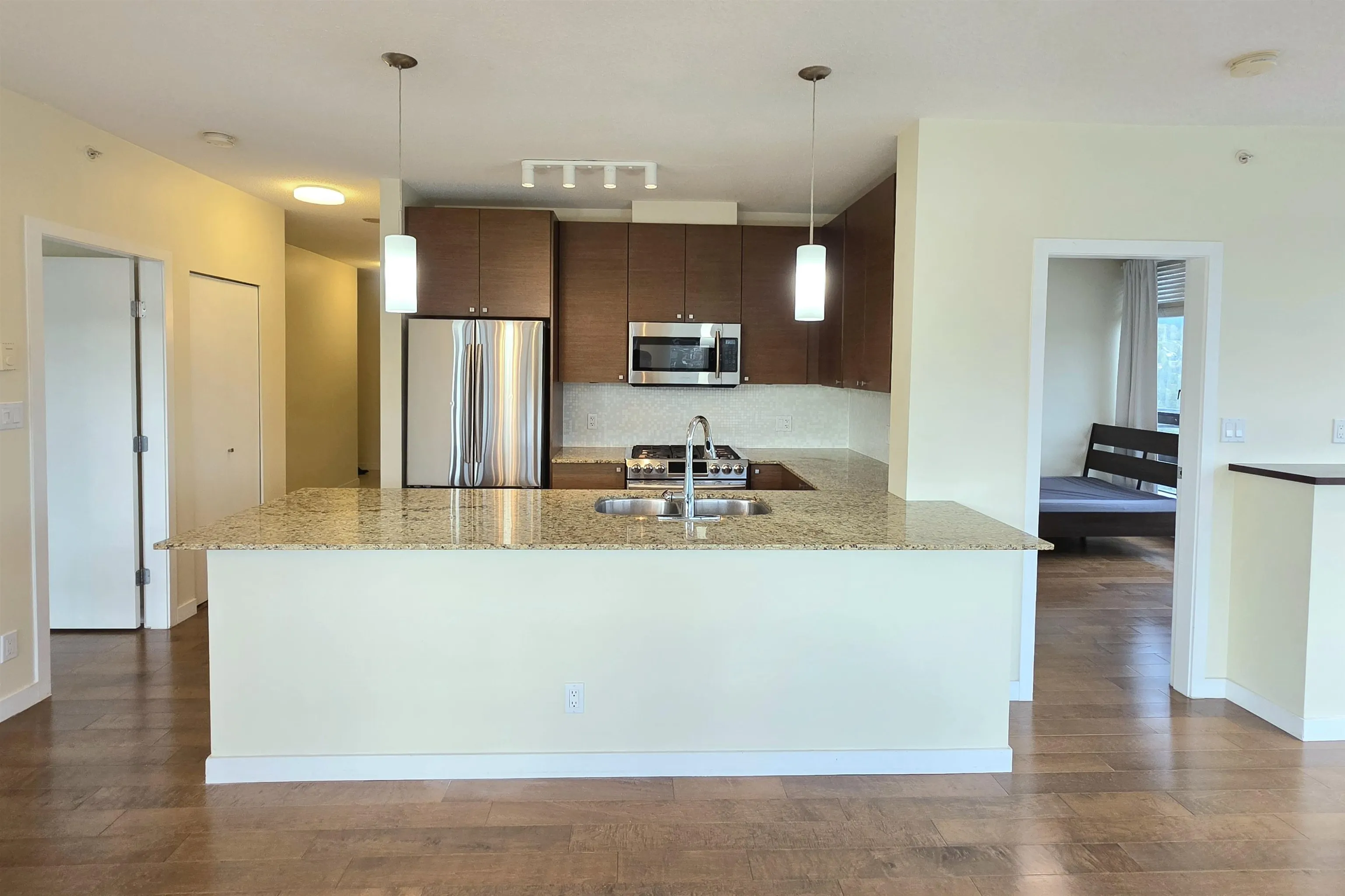 400 Capilano Road #2102