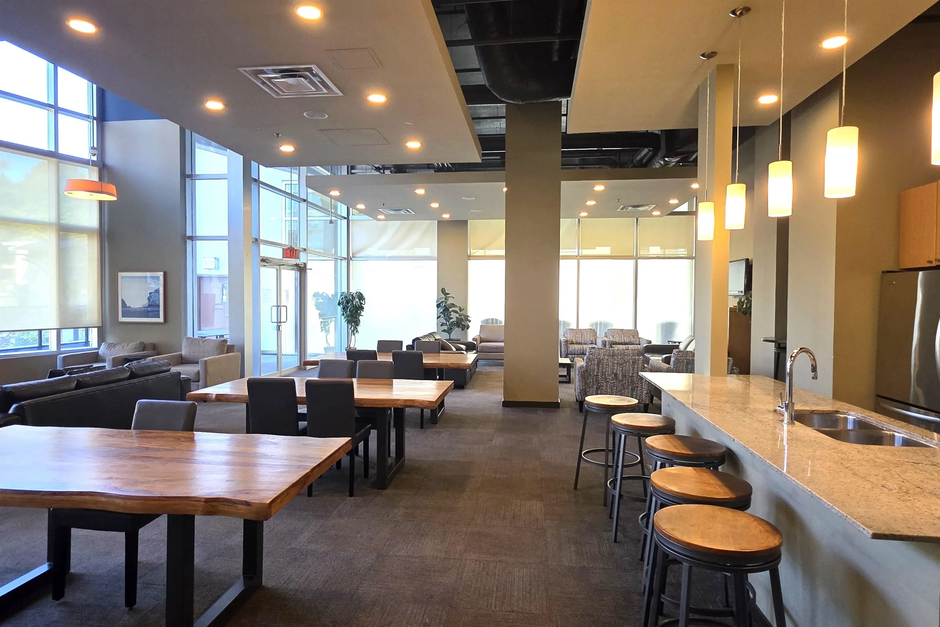 400 Capilano Road #2102