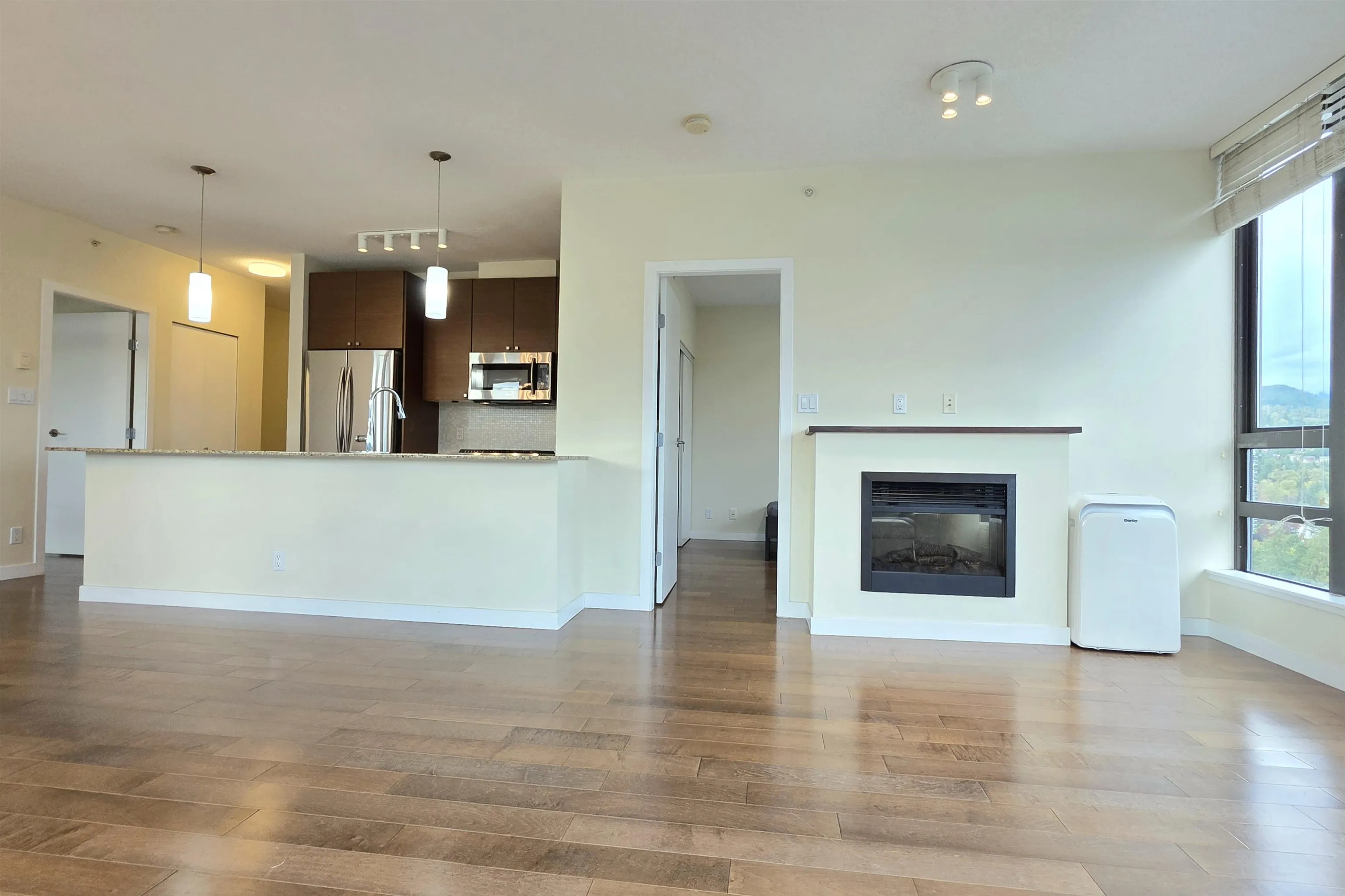 400 Capilano Road #2102