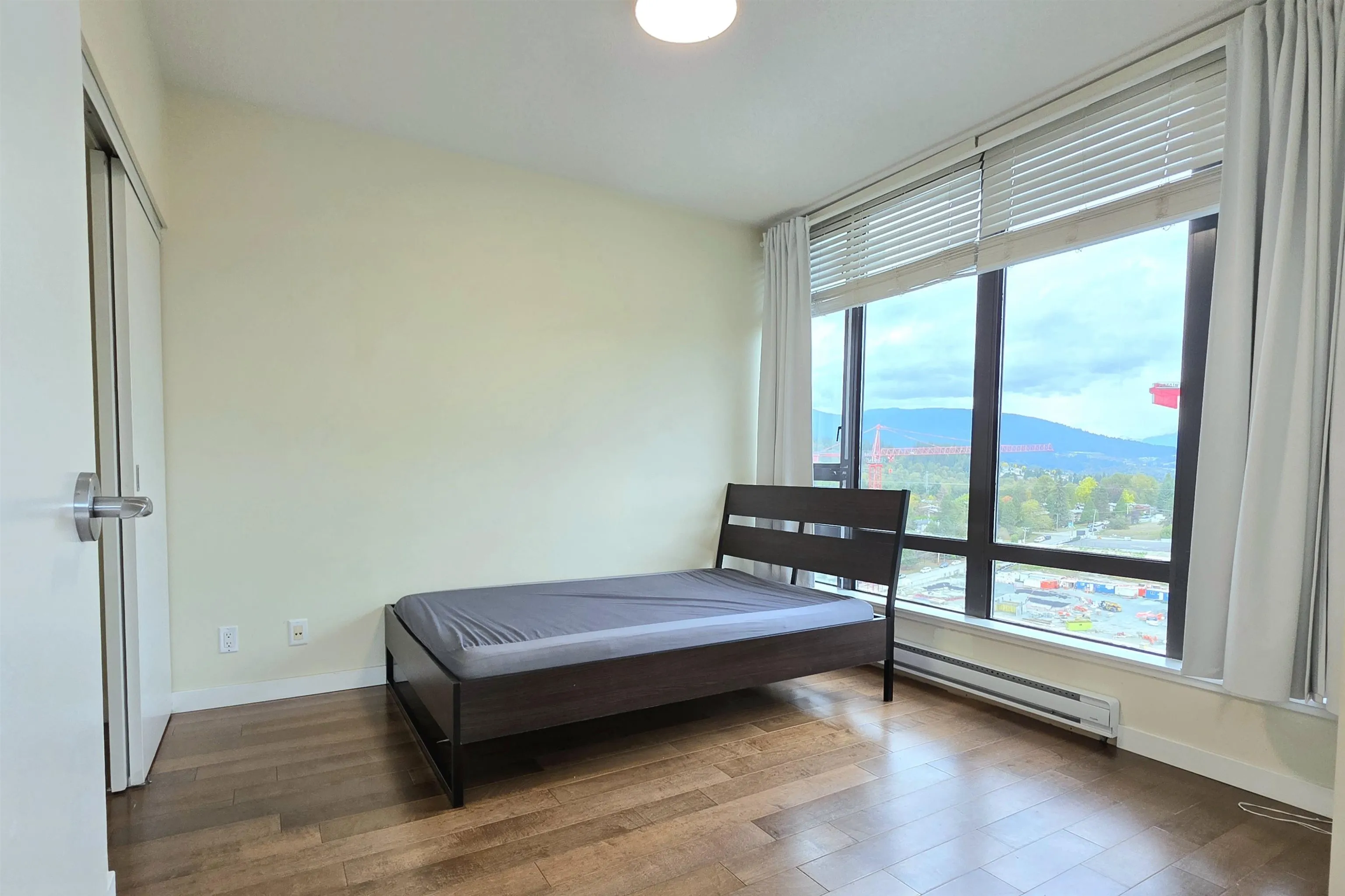 400 Capilano Road #2102