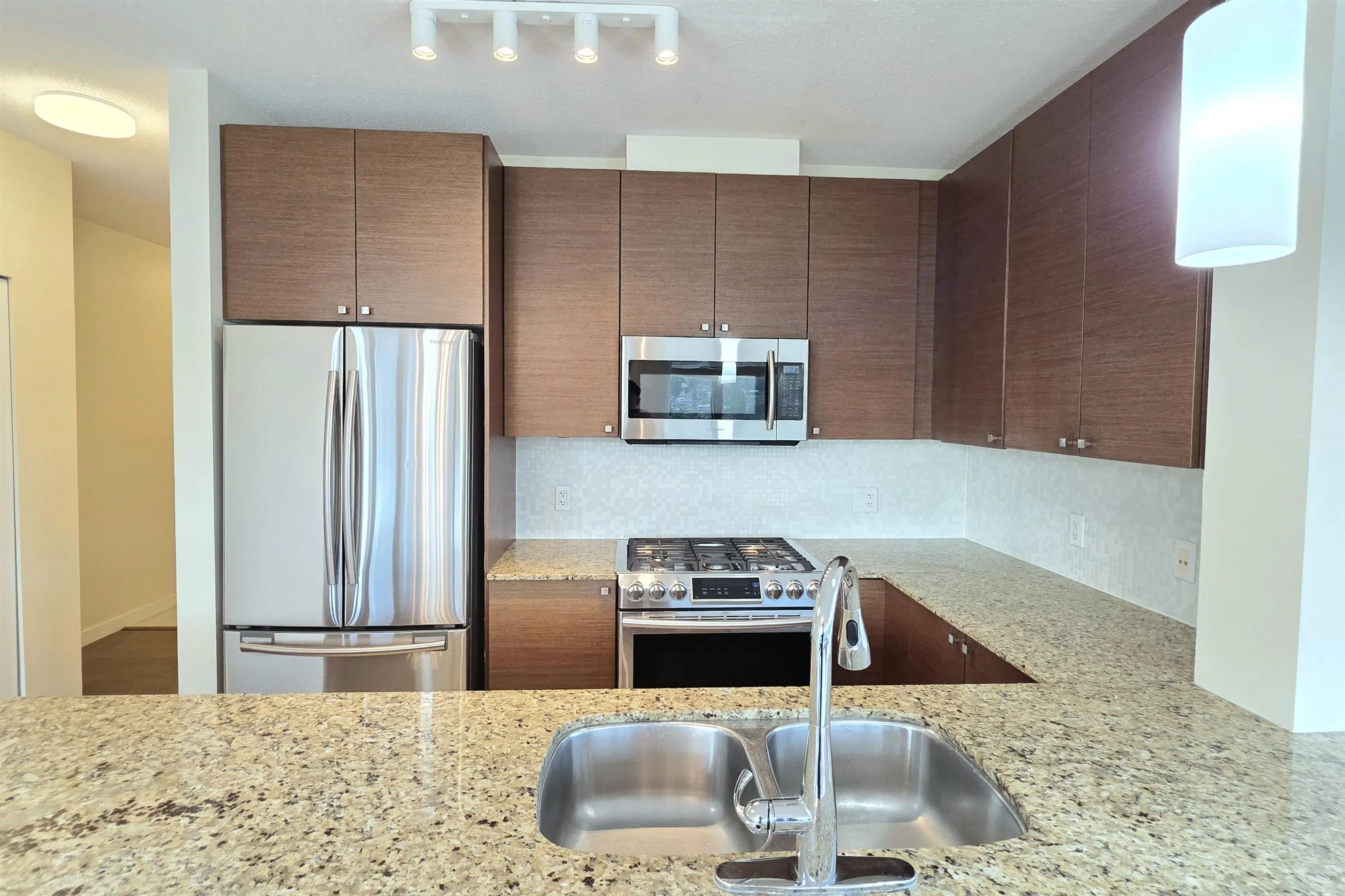 400 Capilano Road #2102