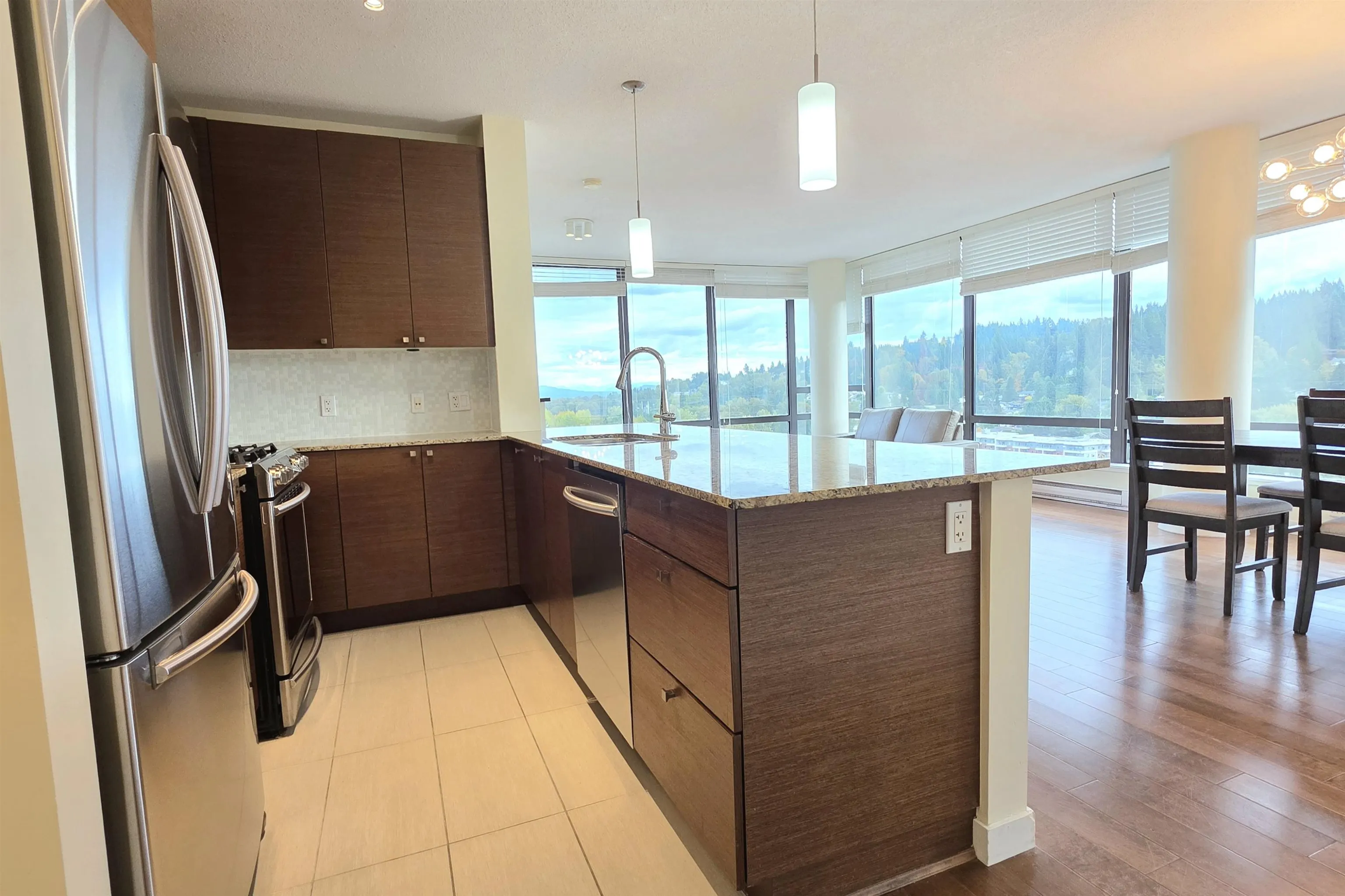 400 Capilano Road #2102