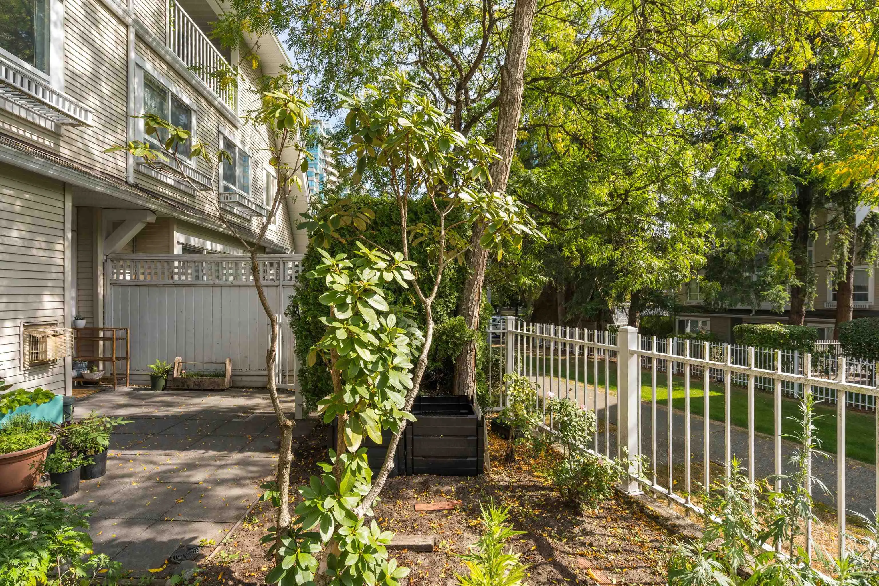 6577 Southoaks Crescent #54