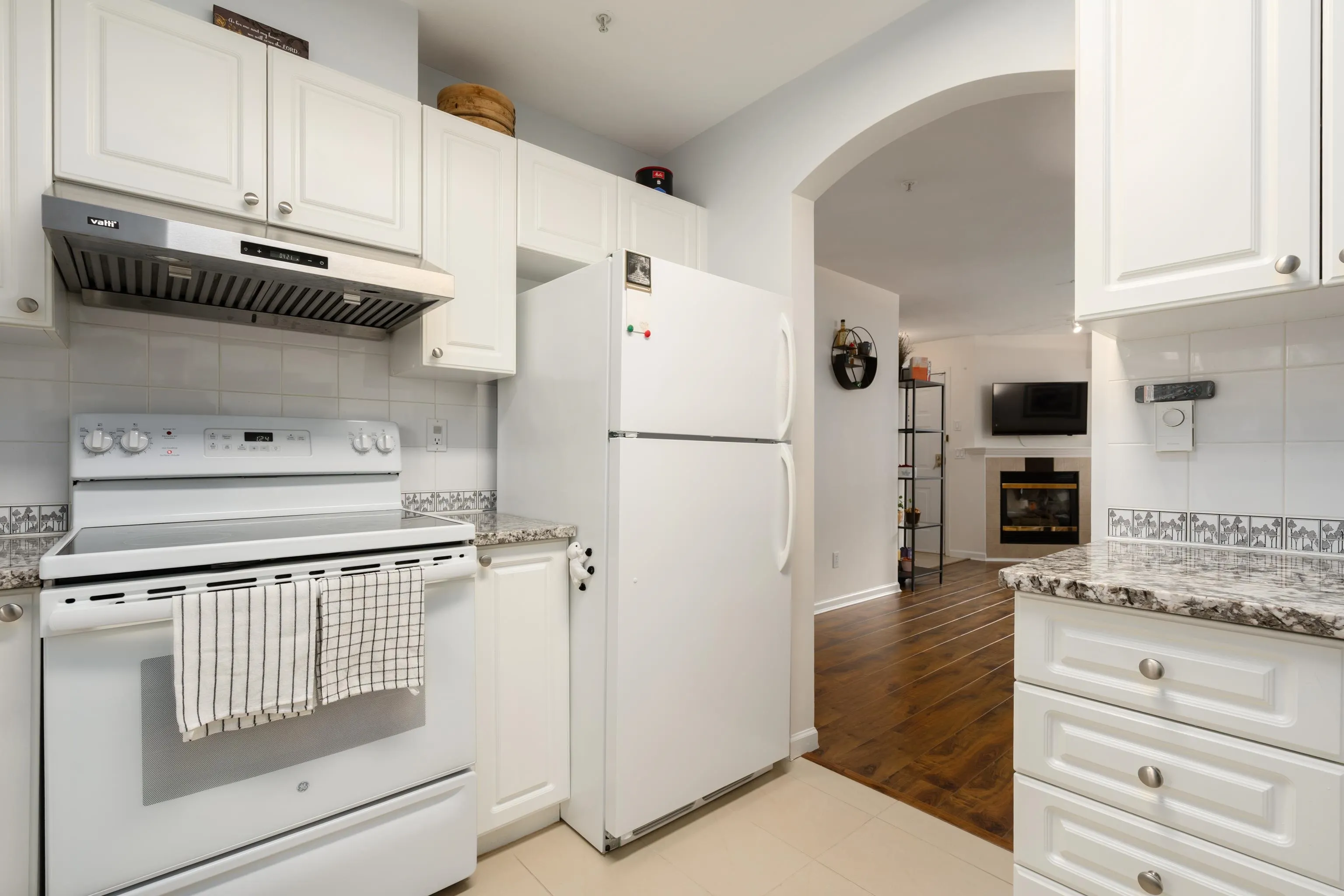6577 Southoaks Crescent #54