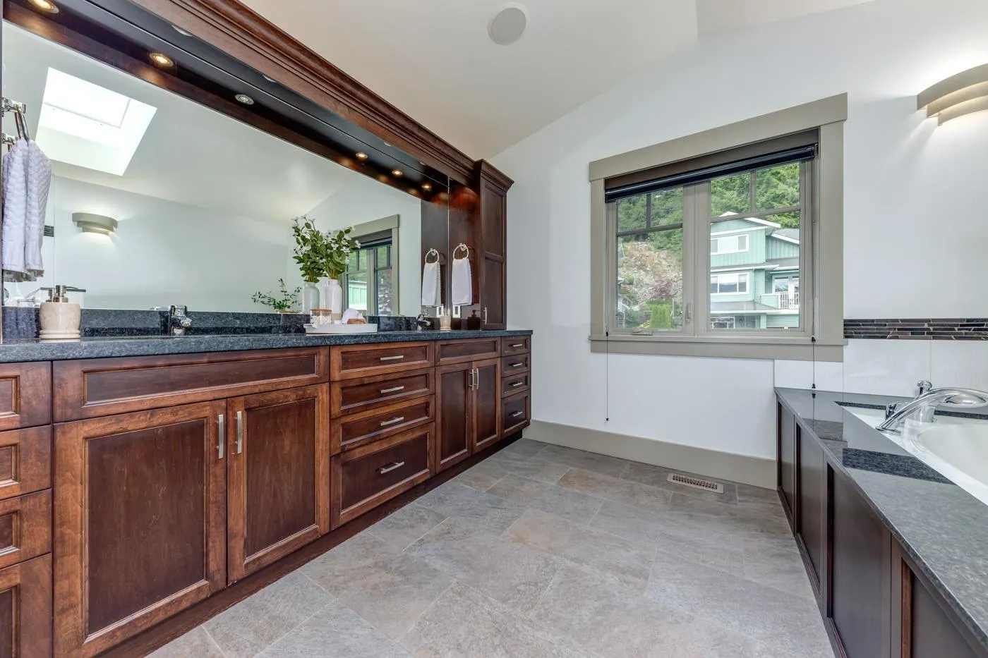 41155 Rockridge Place