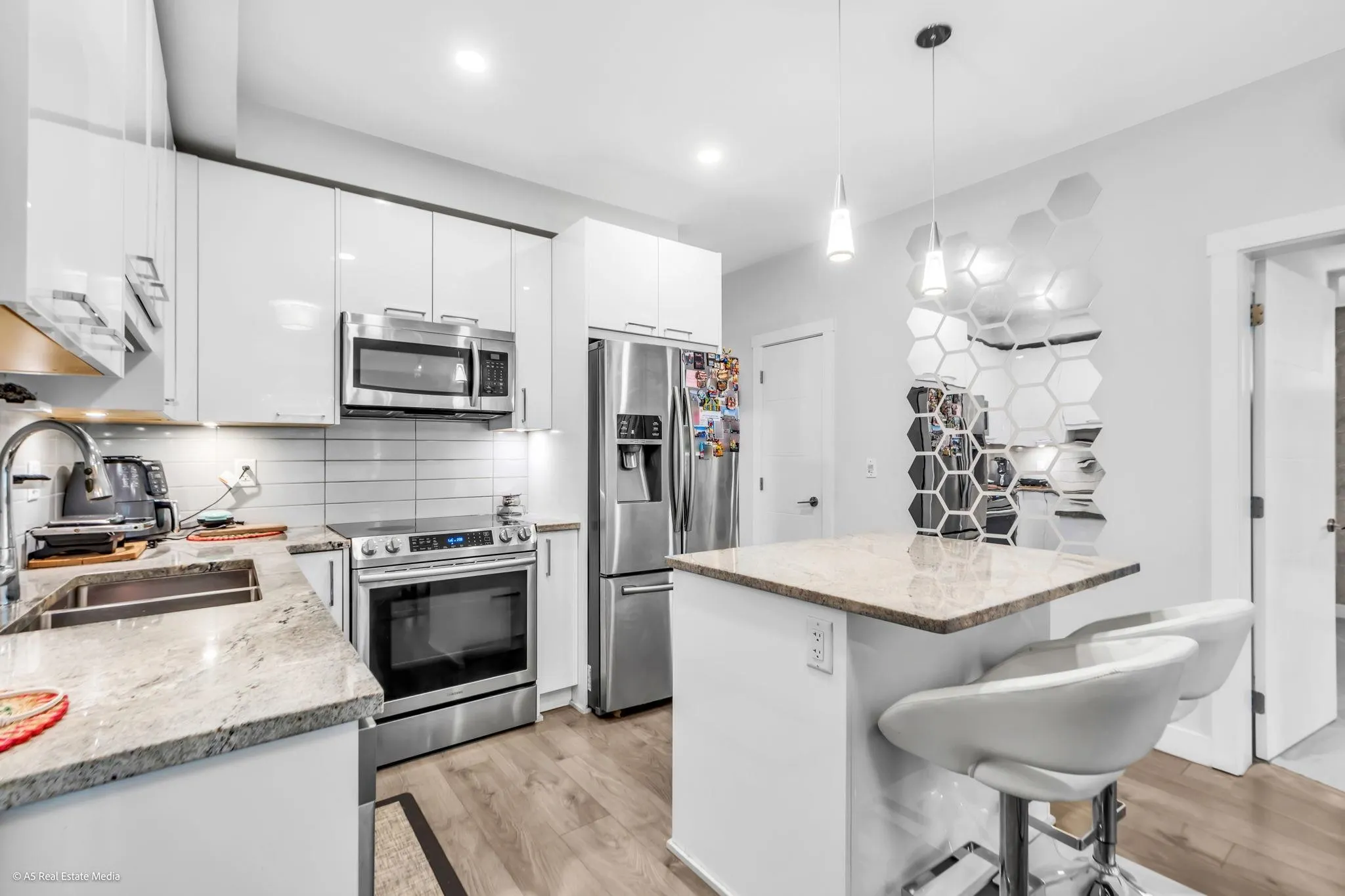 20696 Eastleigh Crescent #317