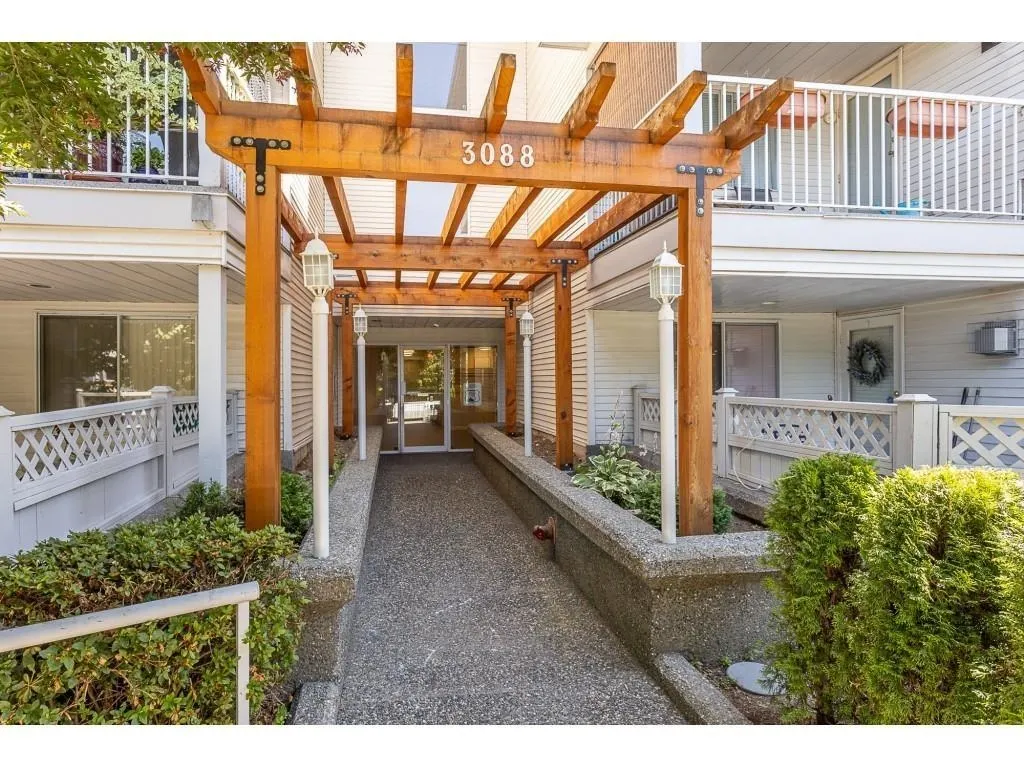 3088 Flint Street #103