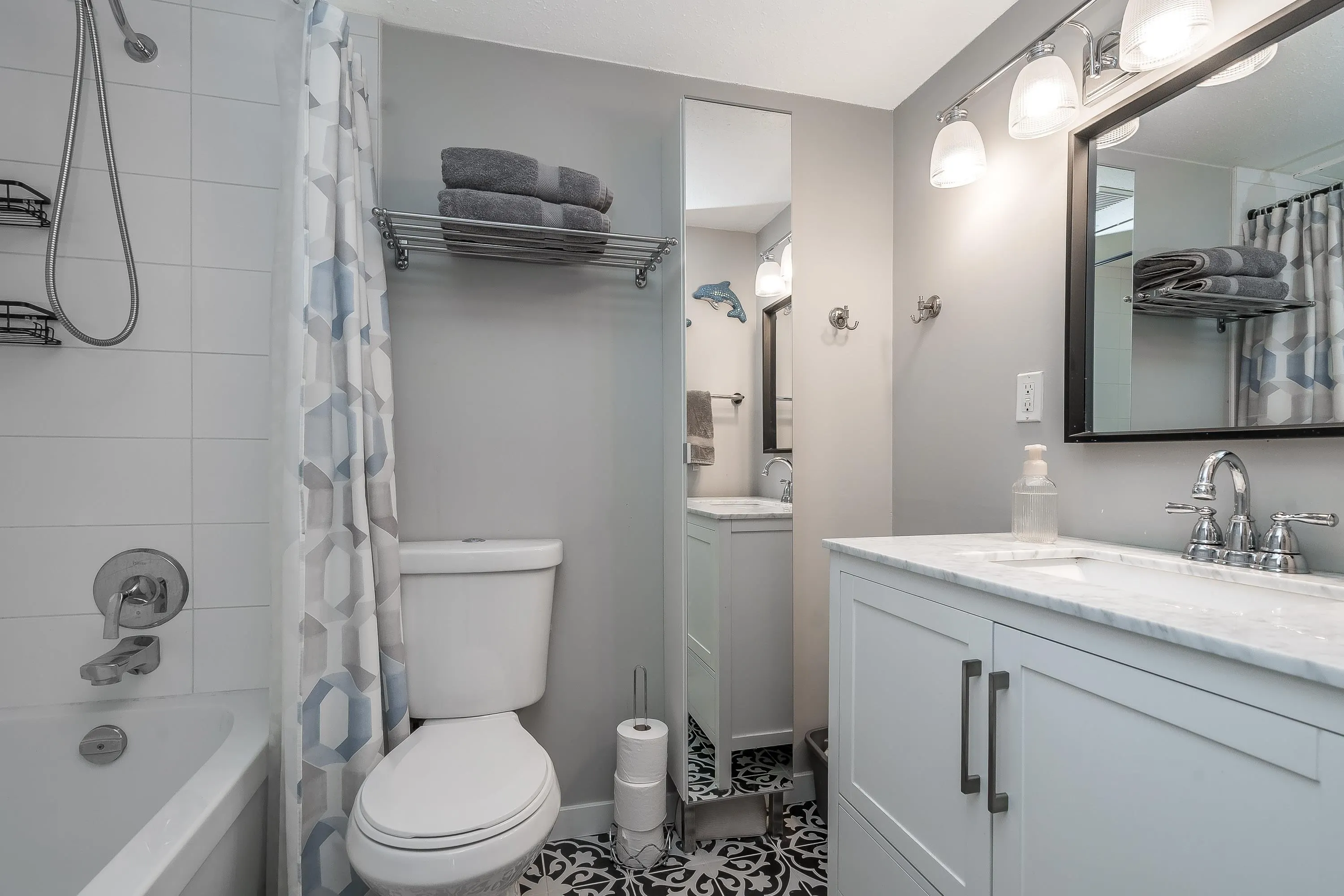 3088 Flint Street #103