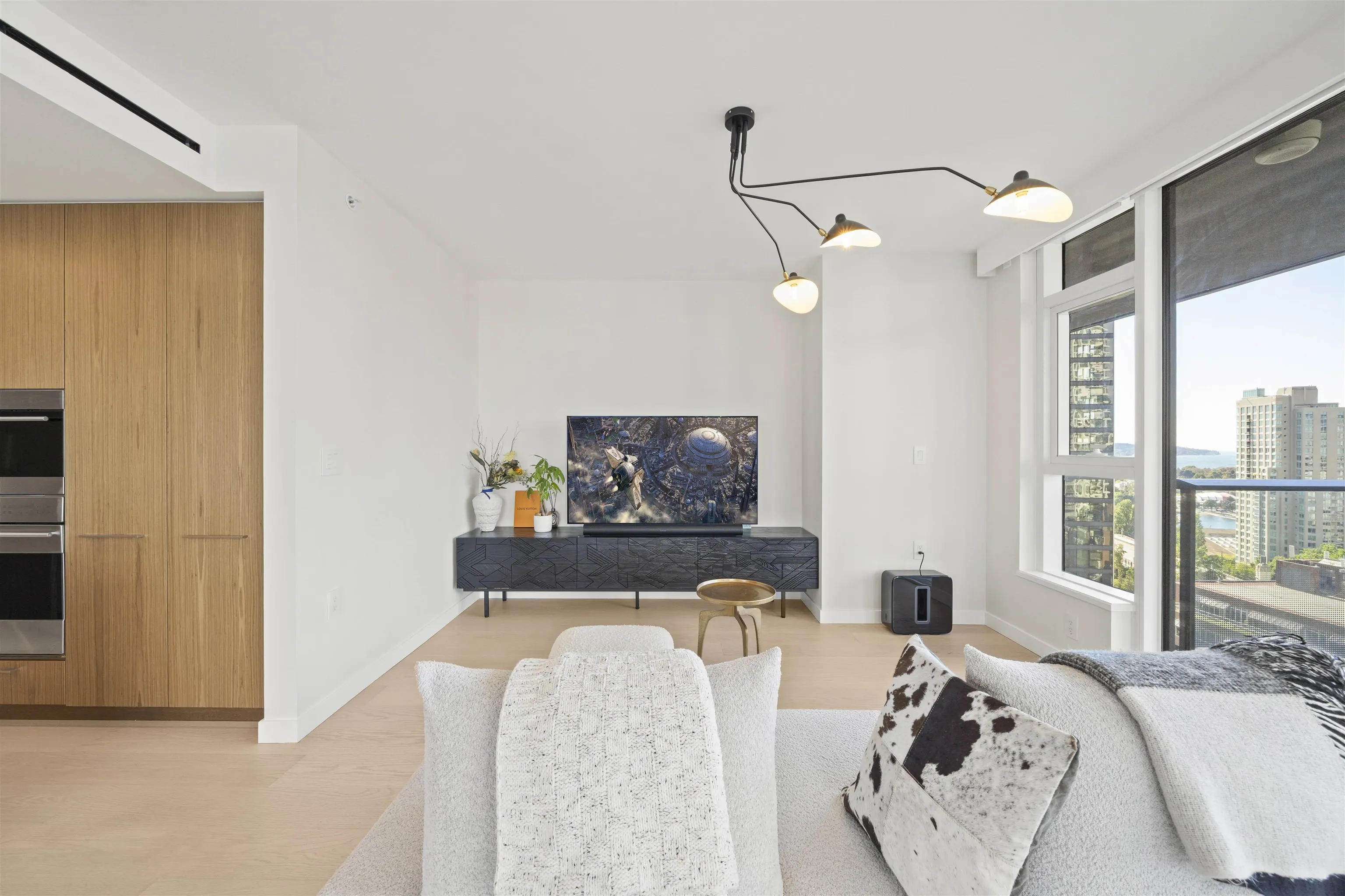 1335 Howe Street #1801