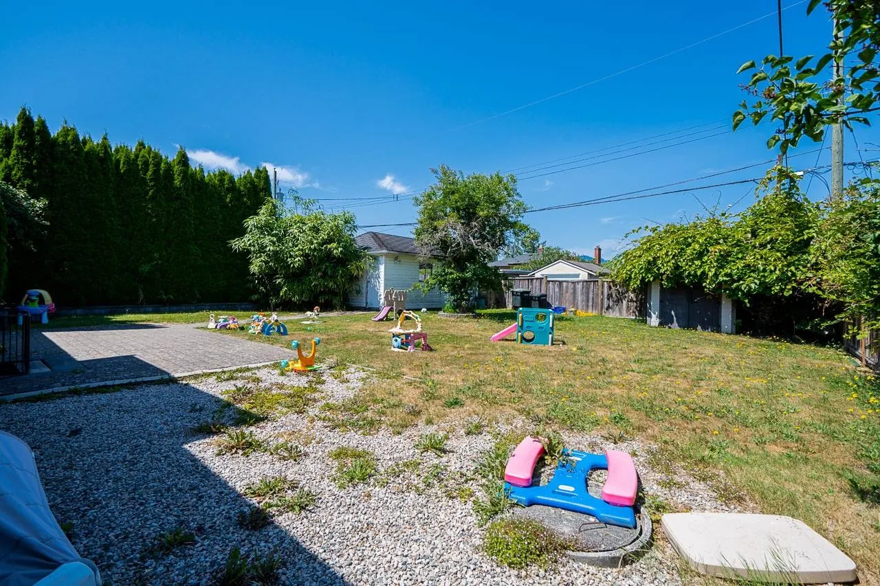 4871 Highlawn Drive