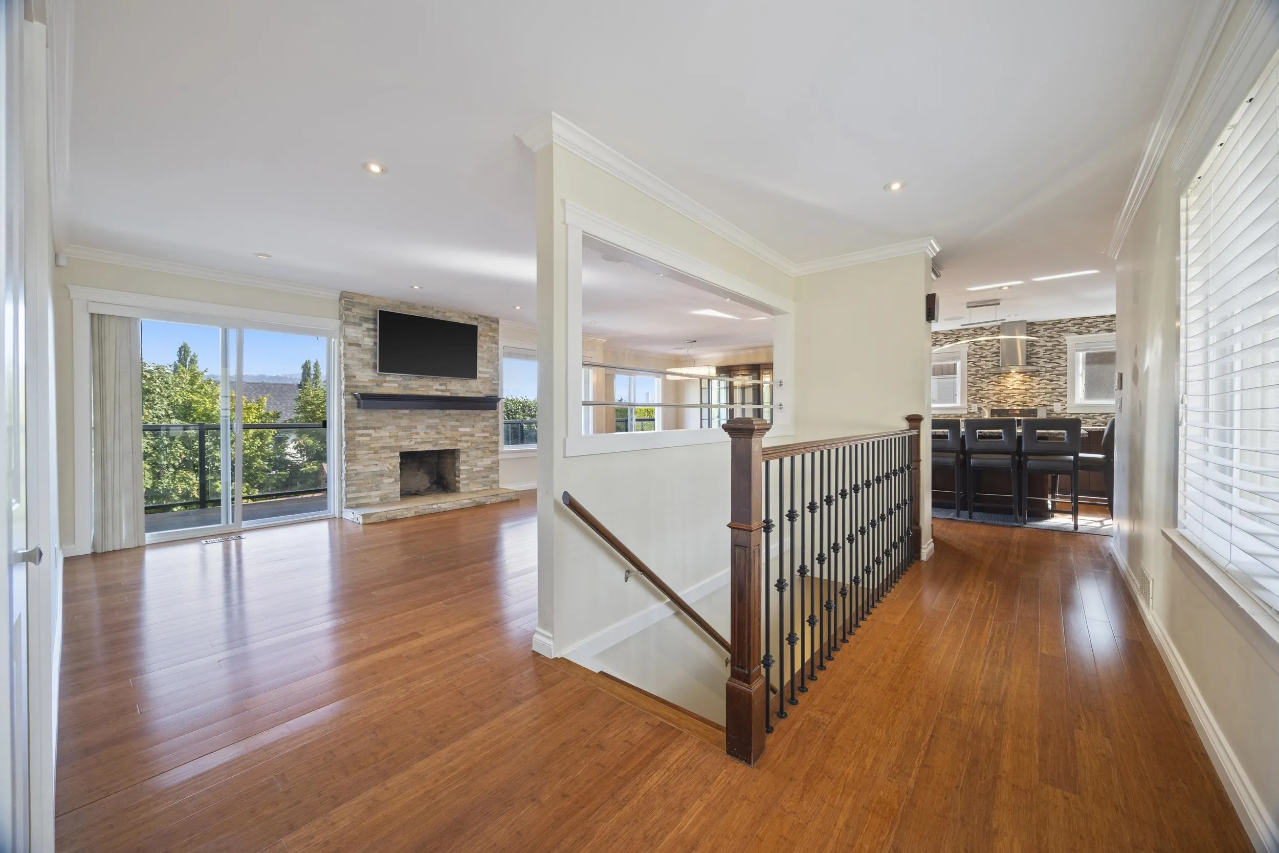 8200 Burnfield Crescent