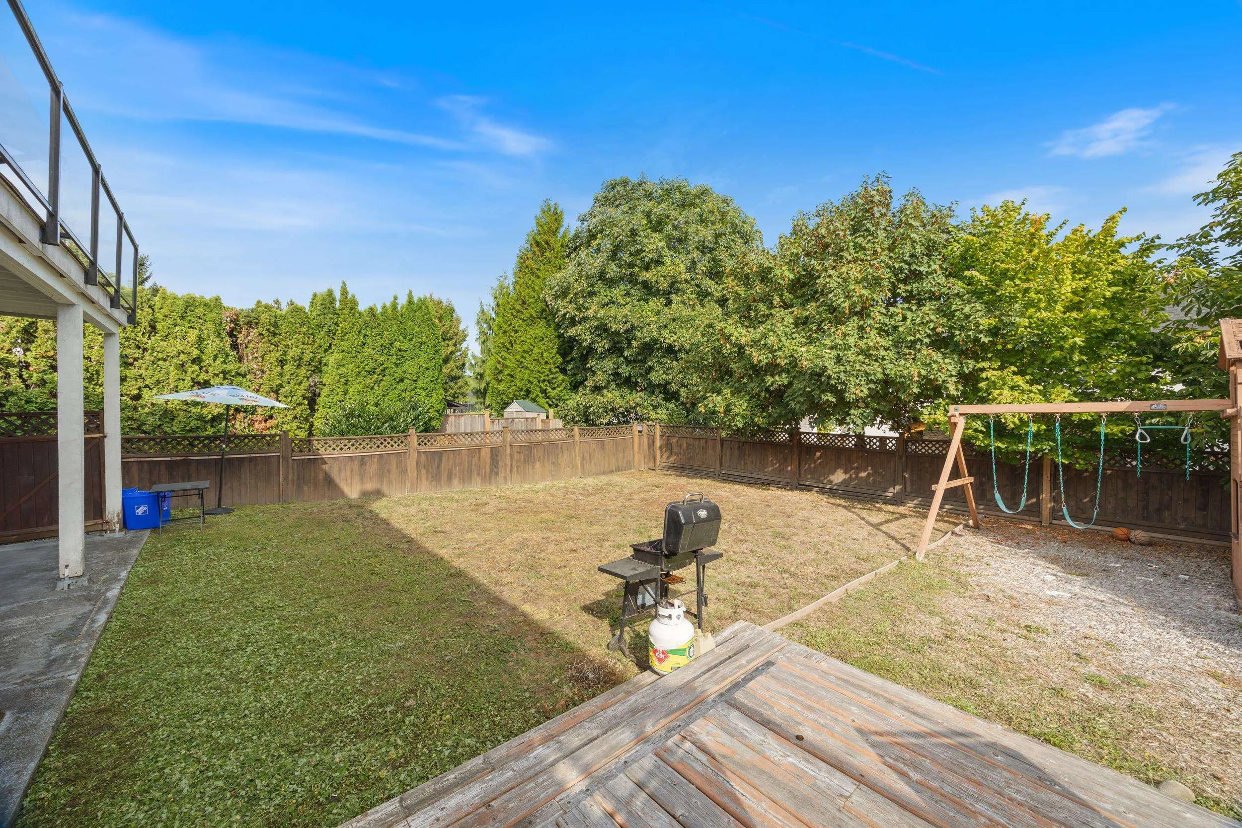 8200 Burnfield Crescent