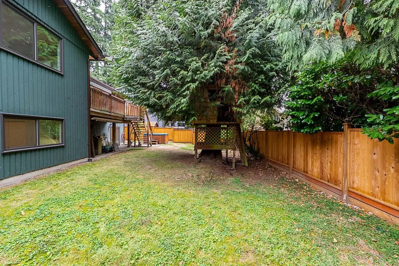 6115 Sunwood Drive