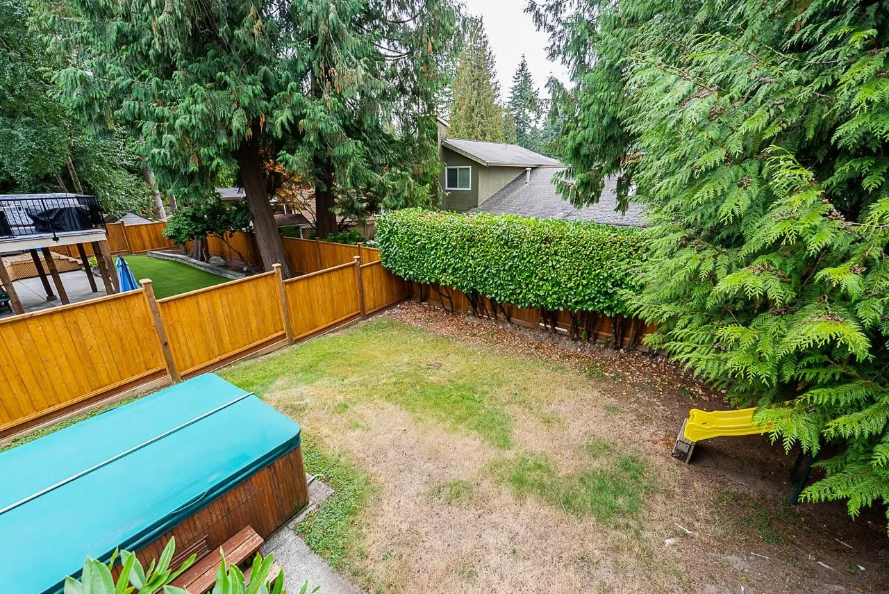 6115 Sunwood Drive