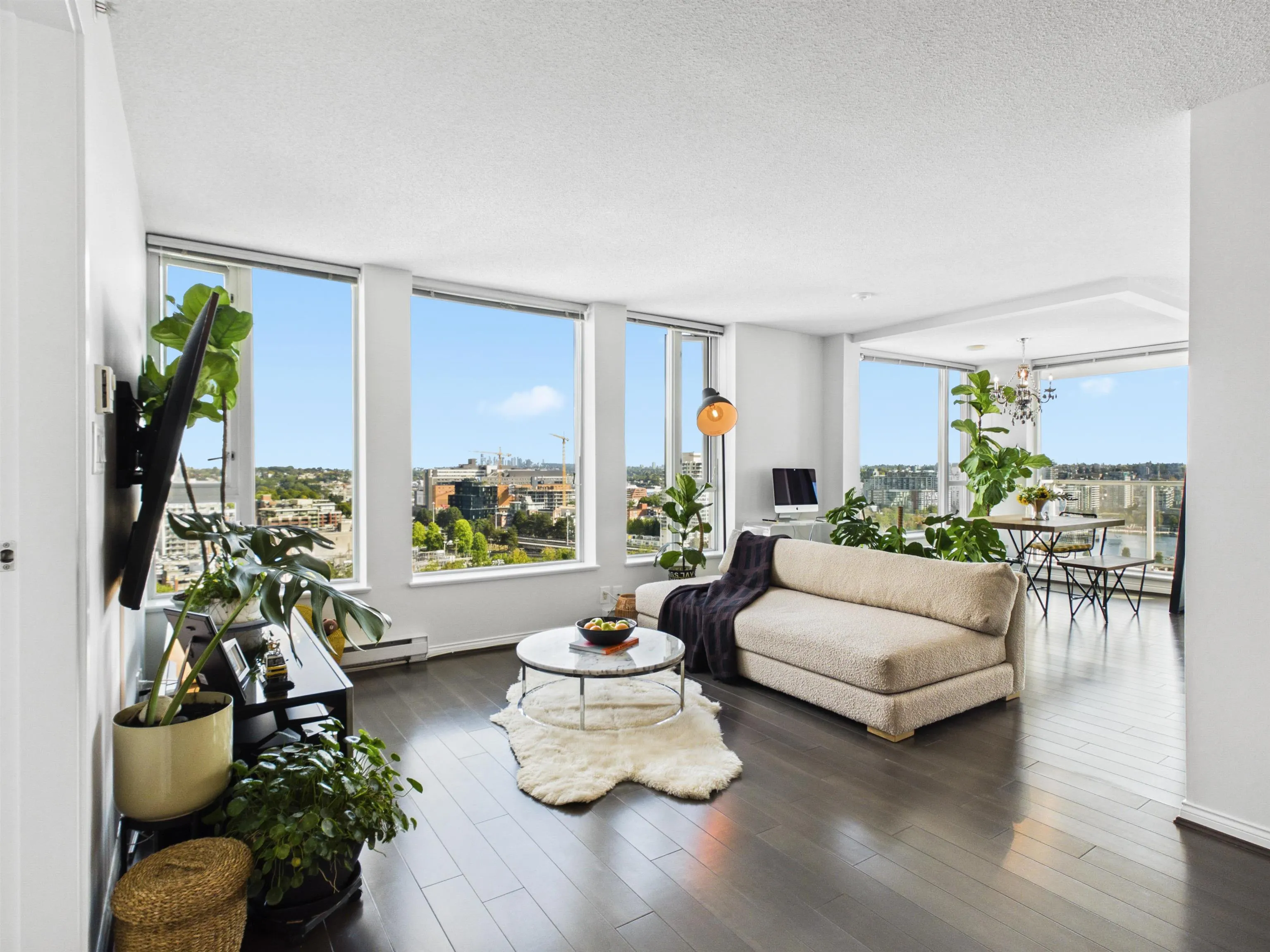 550 Taylor Street #2208