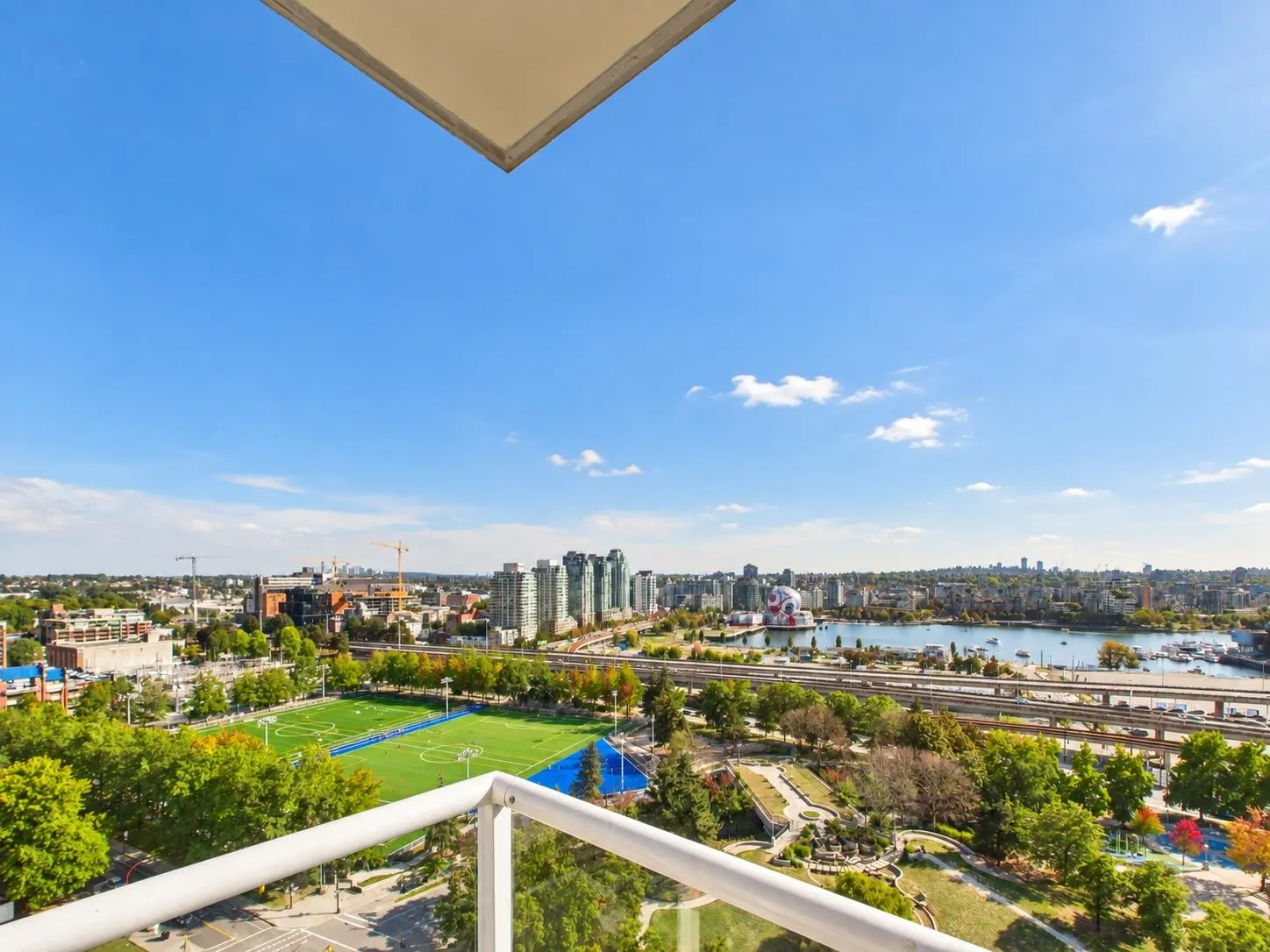 550 Taylor Street #2208