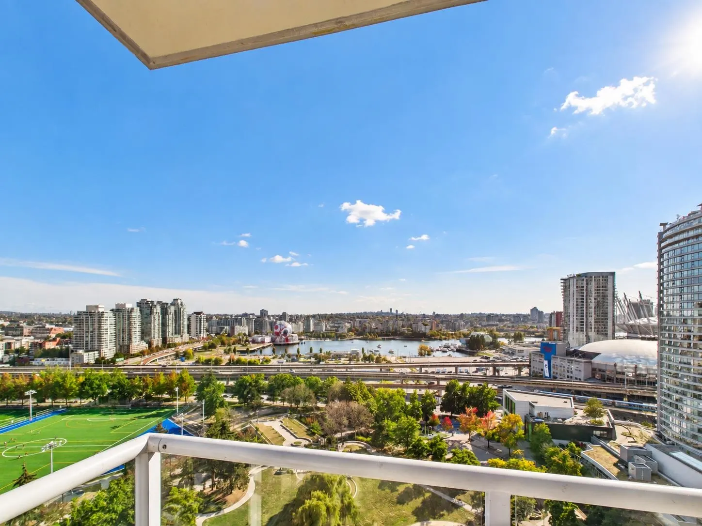 550 Taylor Street #2208