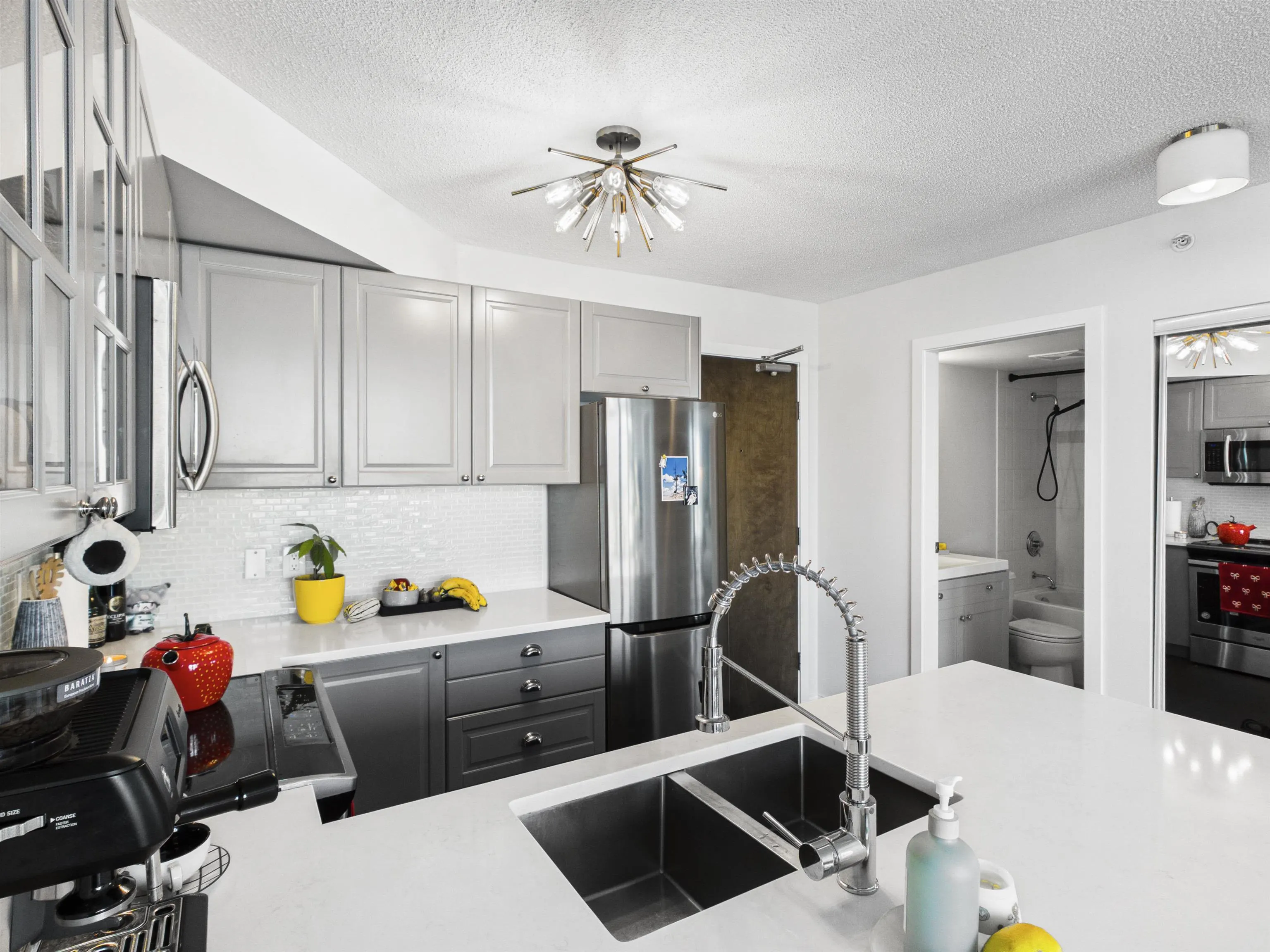 550 Taylor Street #2208